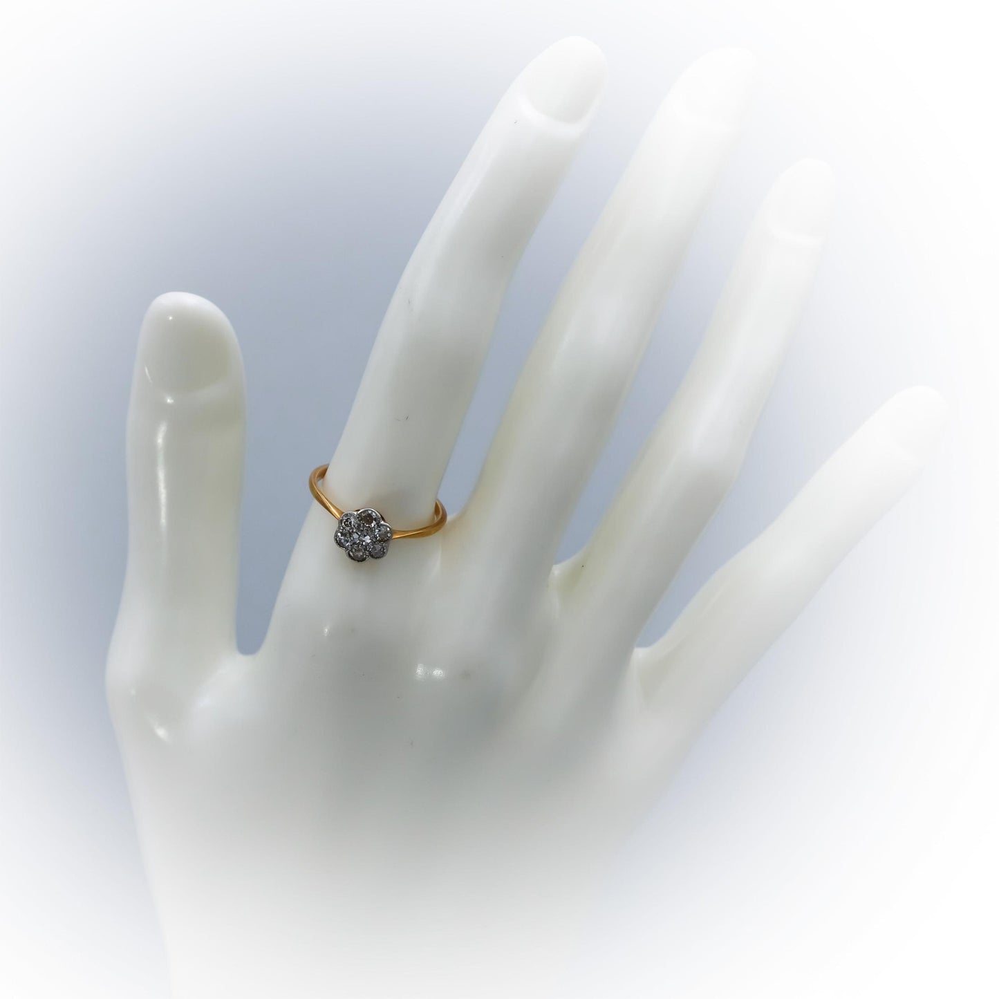 Antique Vintage 18k Yellow Gold Single Cut Diamond Flower Ring 0.35CT Size 6.75