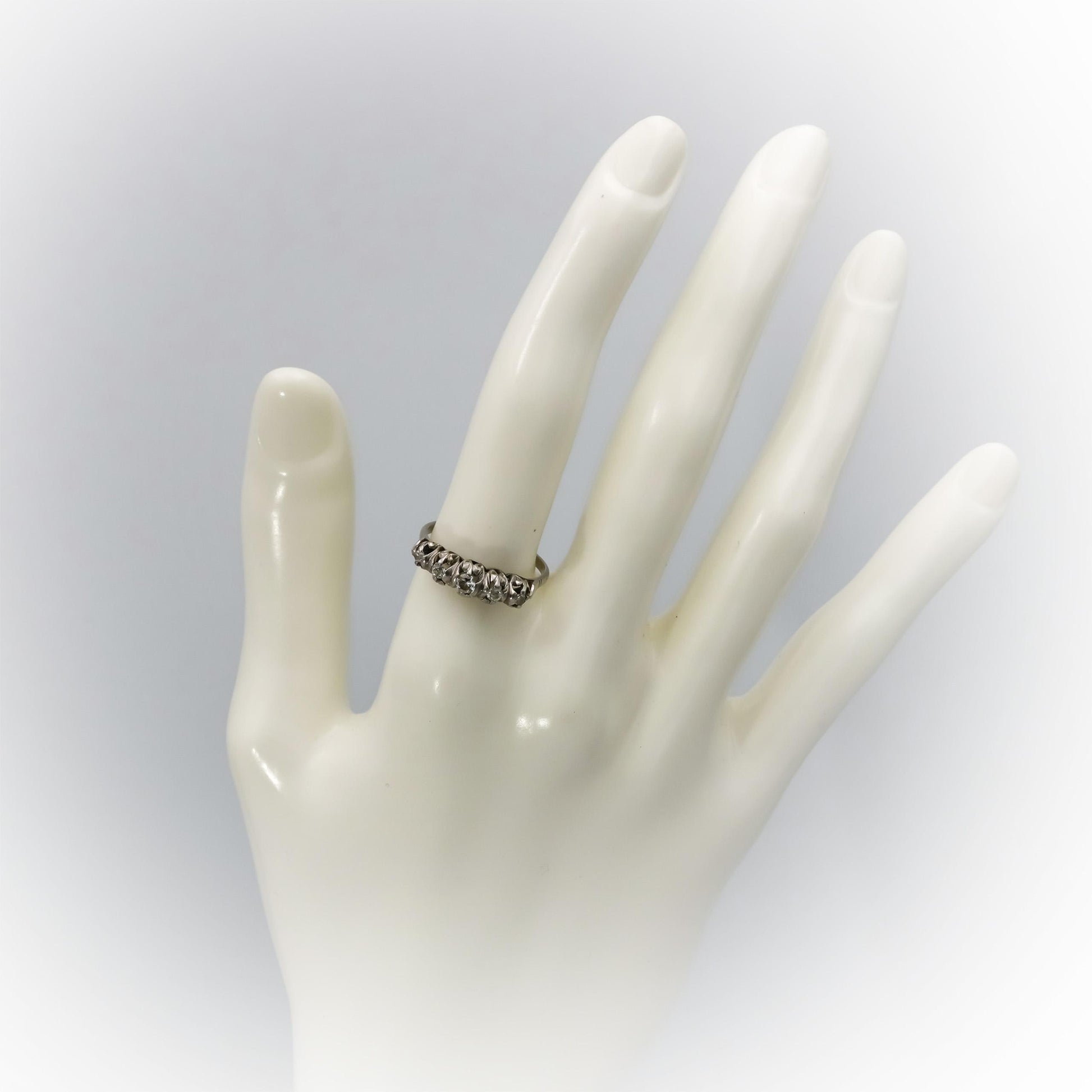 Vintage Antique Platinum Single And Euro Cut Diamond Band Ring 0.25CT Size 6.5