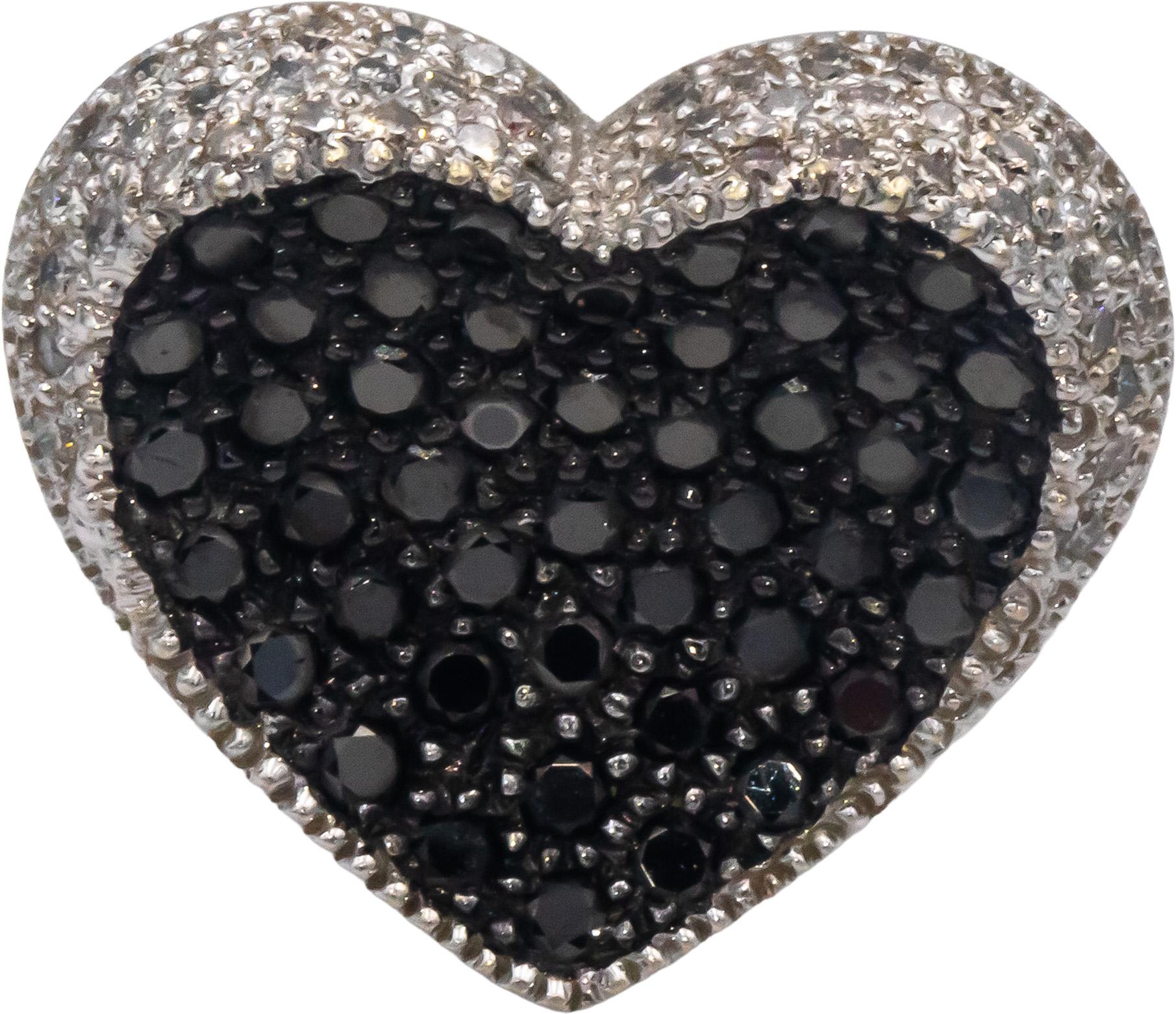 18k White Gold 1.0CT White and Black Diamond Cluster Heart Ring Size 7.25