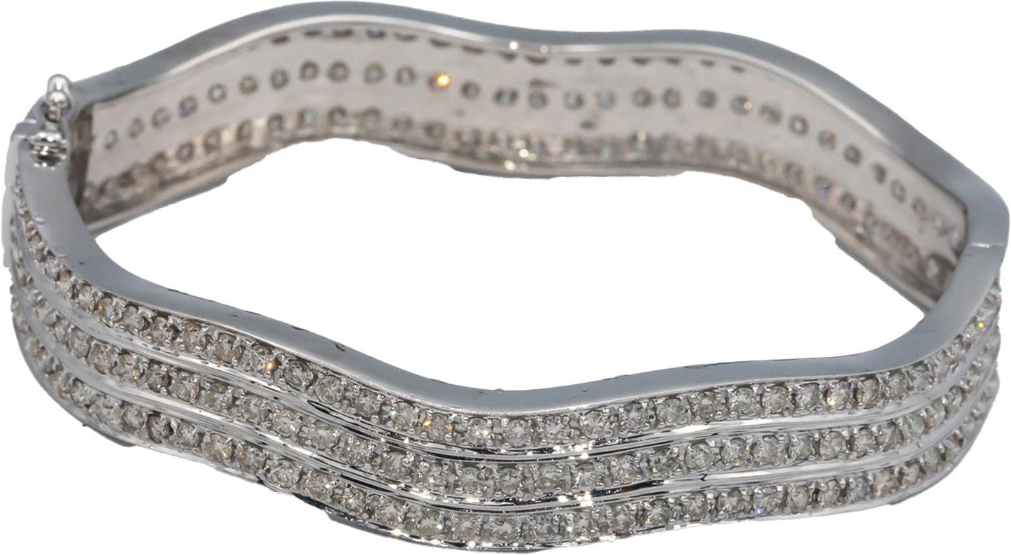 Diamond Round Cut 18k White Gold Three Row Wavy Bangle Bracelet 5.50CT
