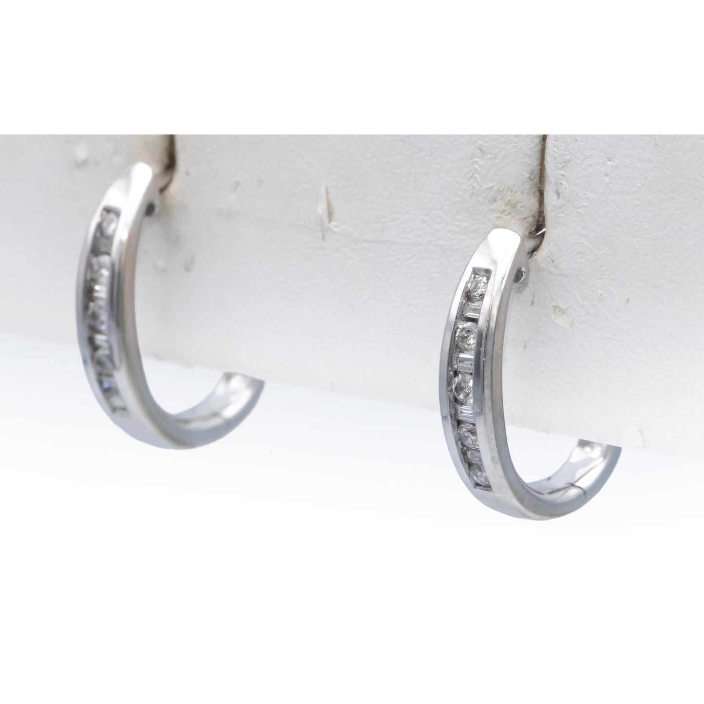 14k White Gold Jewelry 0.25CT Round Cut Channel Set Diamond Hoop Huggie Earrings