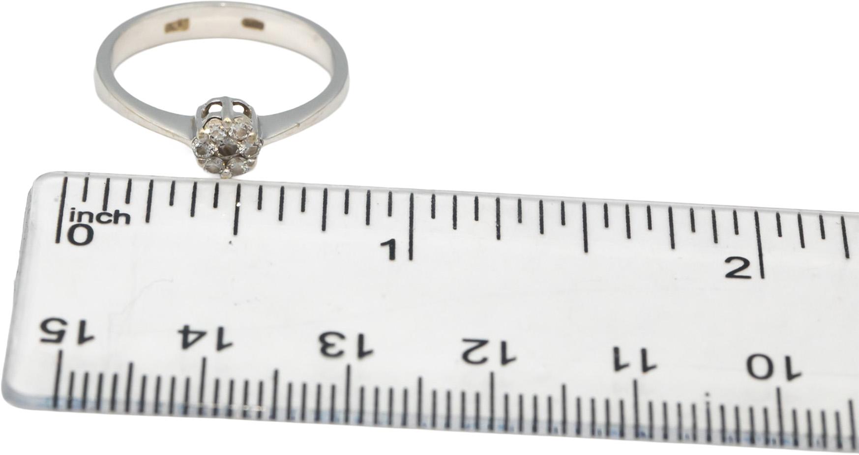 18k White Gold 0.15CT Round Cut Diamond Cluster Flower Ring Size 6.75