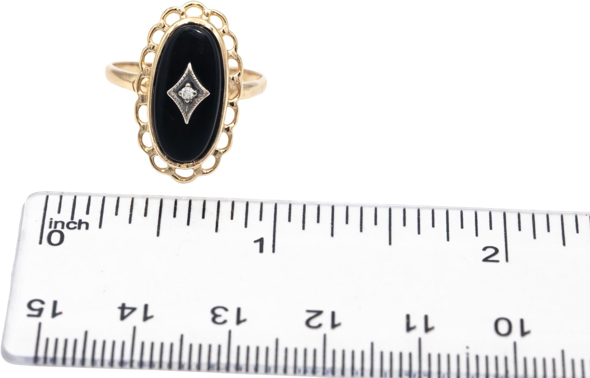 10k Yellow & White Gold Black Onyx Cocktail Ring Size 7 w/ Diamond Accent