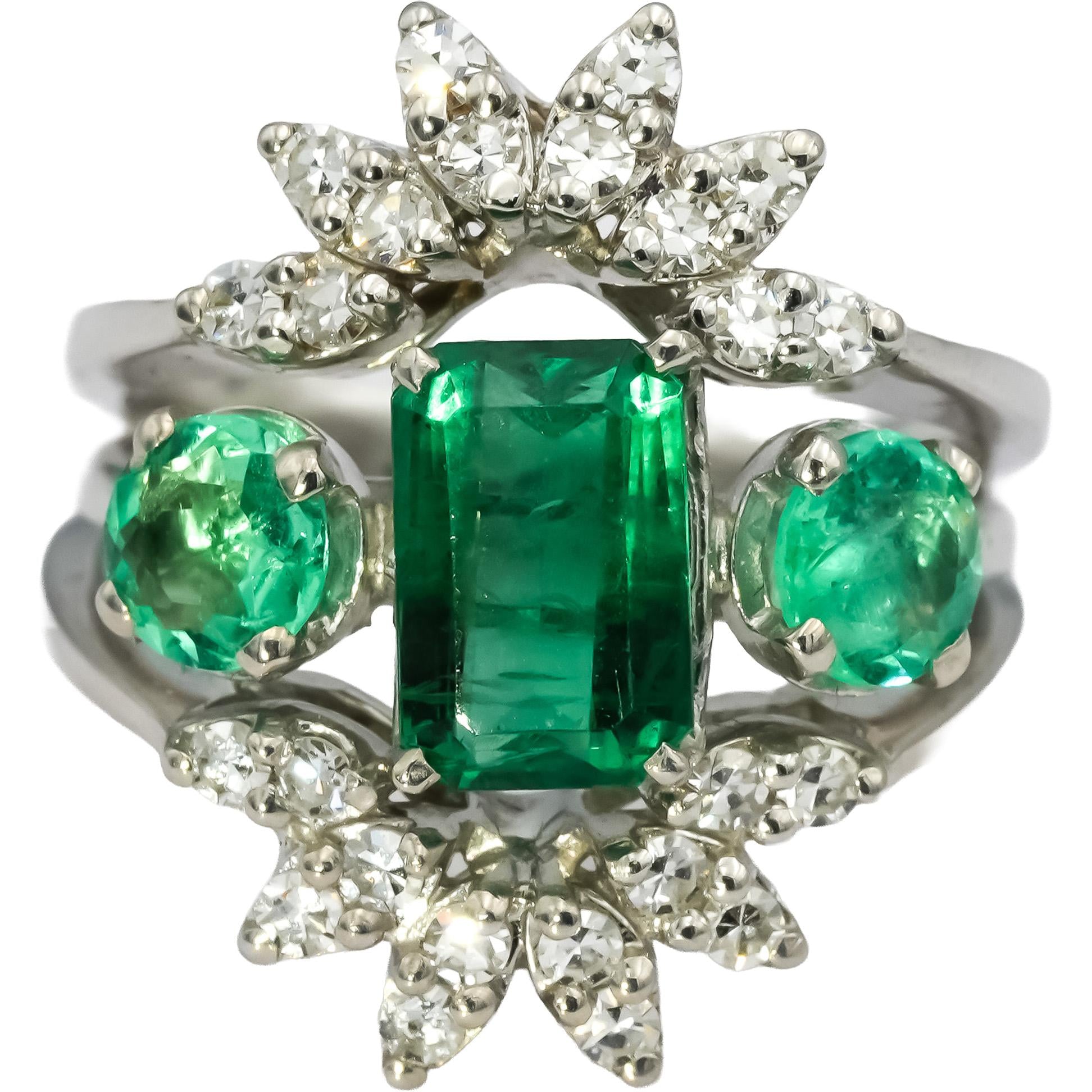 14k White Gold VS Diamond and Emerald Cocktail Ring 3.0CT Size 6.25