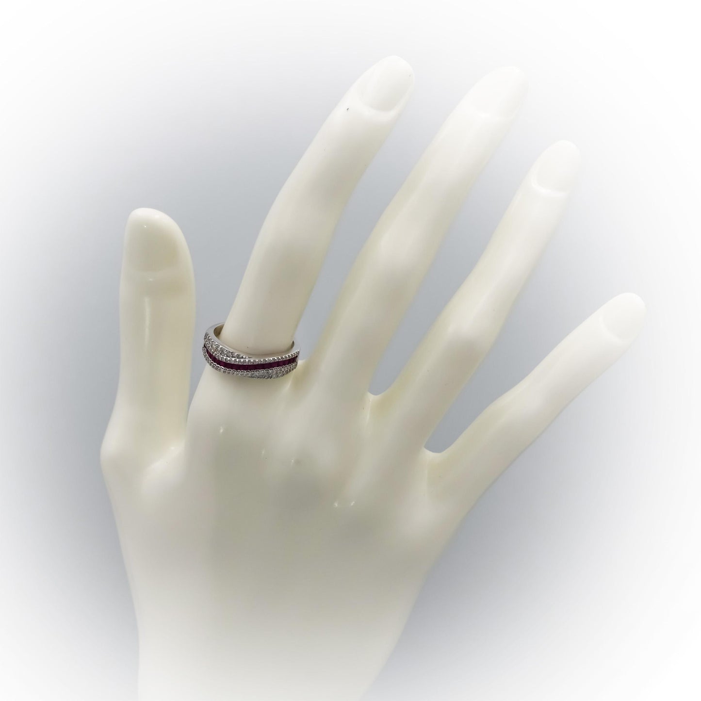 18k White Gold Diamond and Ruby Crossover Band Ring 0.78CT Size 6.75