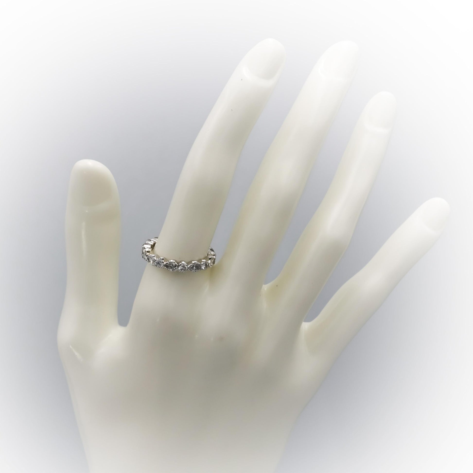 DAVID WEBB Antique Platinum VS Diamond Eternity Band Ring 2.0CT Size 6
