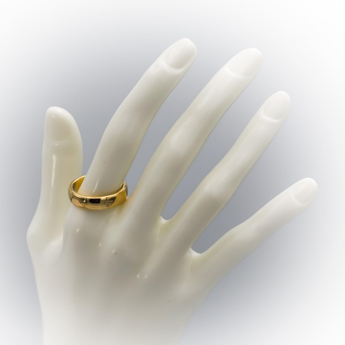 TIFFANY & CO. 1999 18k Yellow Gold 6mm Wide Band Ring Size 9.25