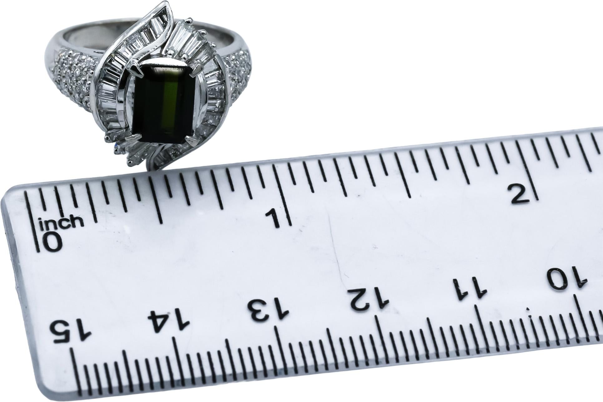 Platinum 900 VS Diamond and Green Tourmaline Cocktail Ring 2.60CT Size 6
