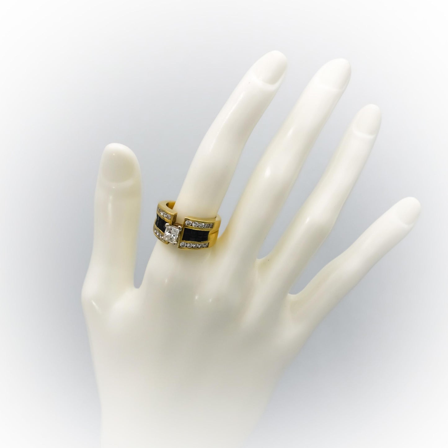 18k Yellow Gold VS diamond and Sapphire Cocktail Ring 2.50CT w/ .50CT Center