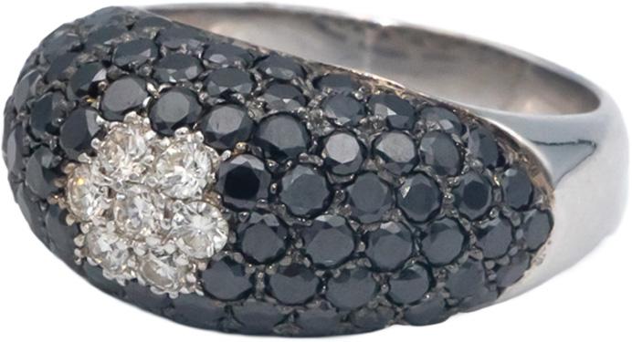 18k White Gold 2.25CT White and Black Diamond Cluster Dome Ring Size 6.5