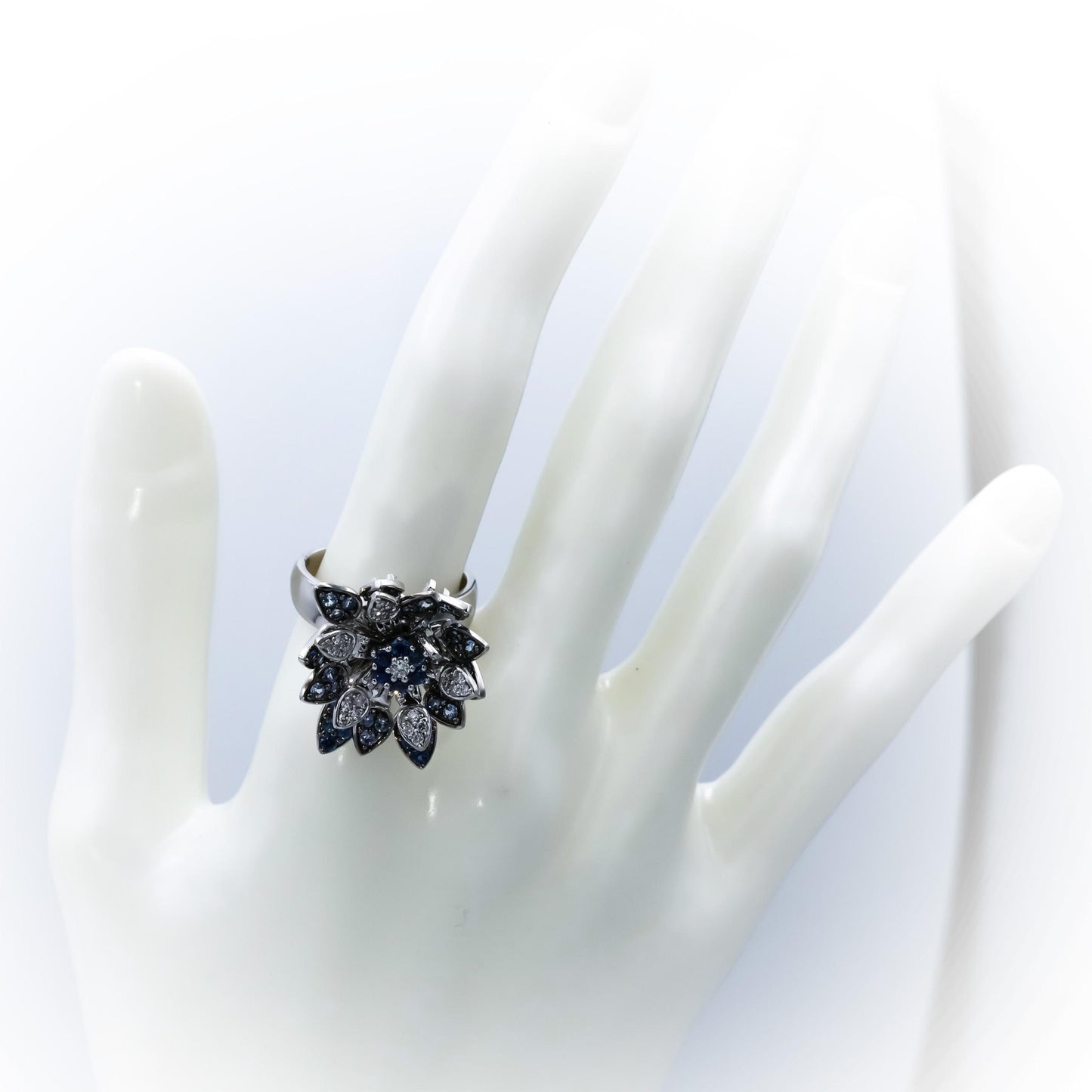 EFFY 14k White Gold Diamond & Sapphire Moving Petals Floral Ring 1.05CT Size 7.5