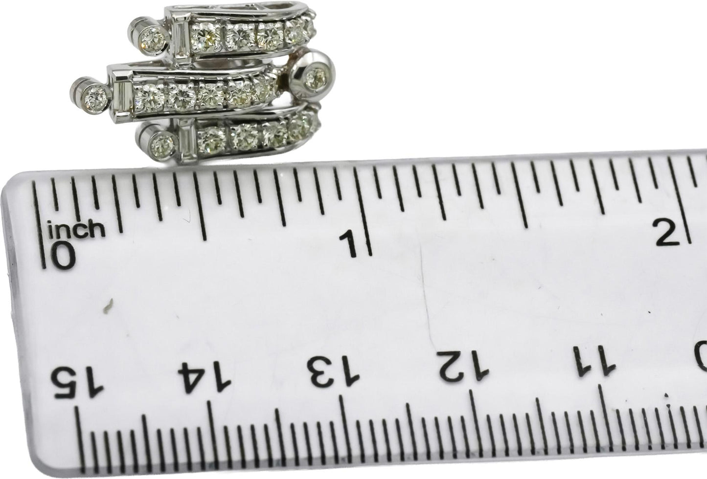 18k White Gold Round and Emerald Cut VS Diamond Earrings 1.50