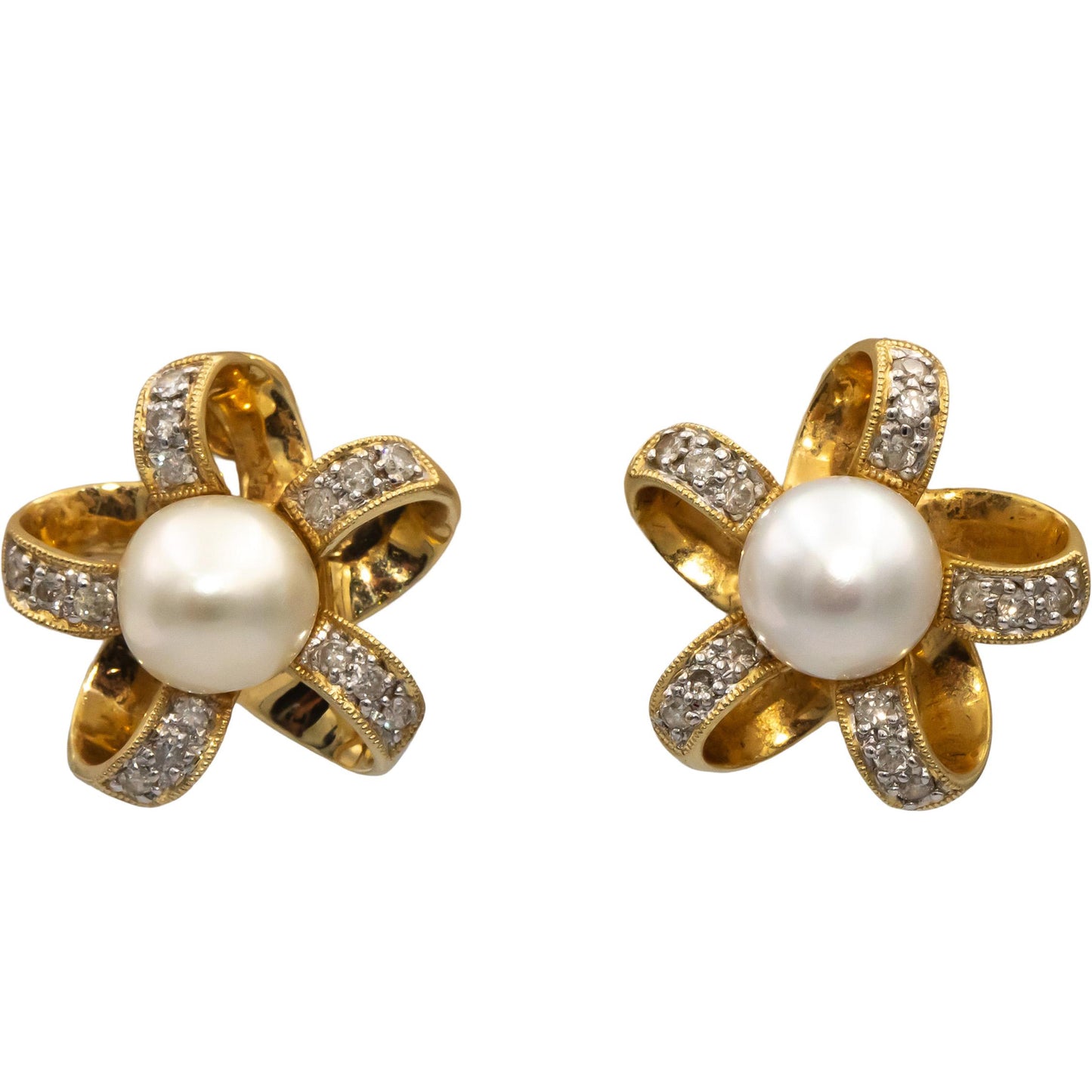 14k Yellow Gold Round Diamond & 8mm Pearl Floral Ribbon Earrings 0.25CT