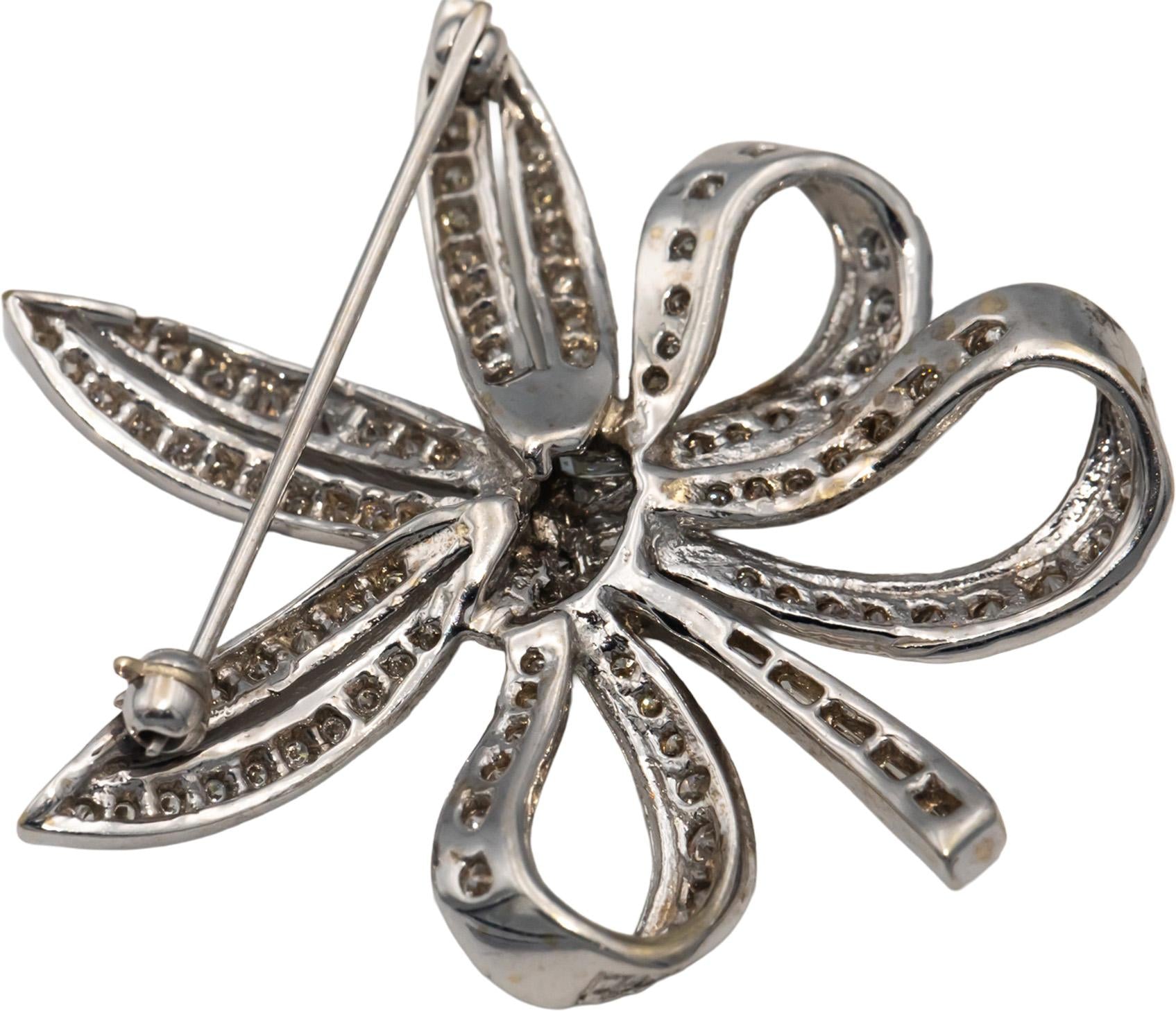 18k White Gold Round & Baguette Cut Diamond Floral Ribbon Brooch Pin 2.0CTW