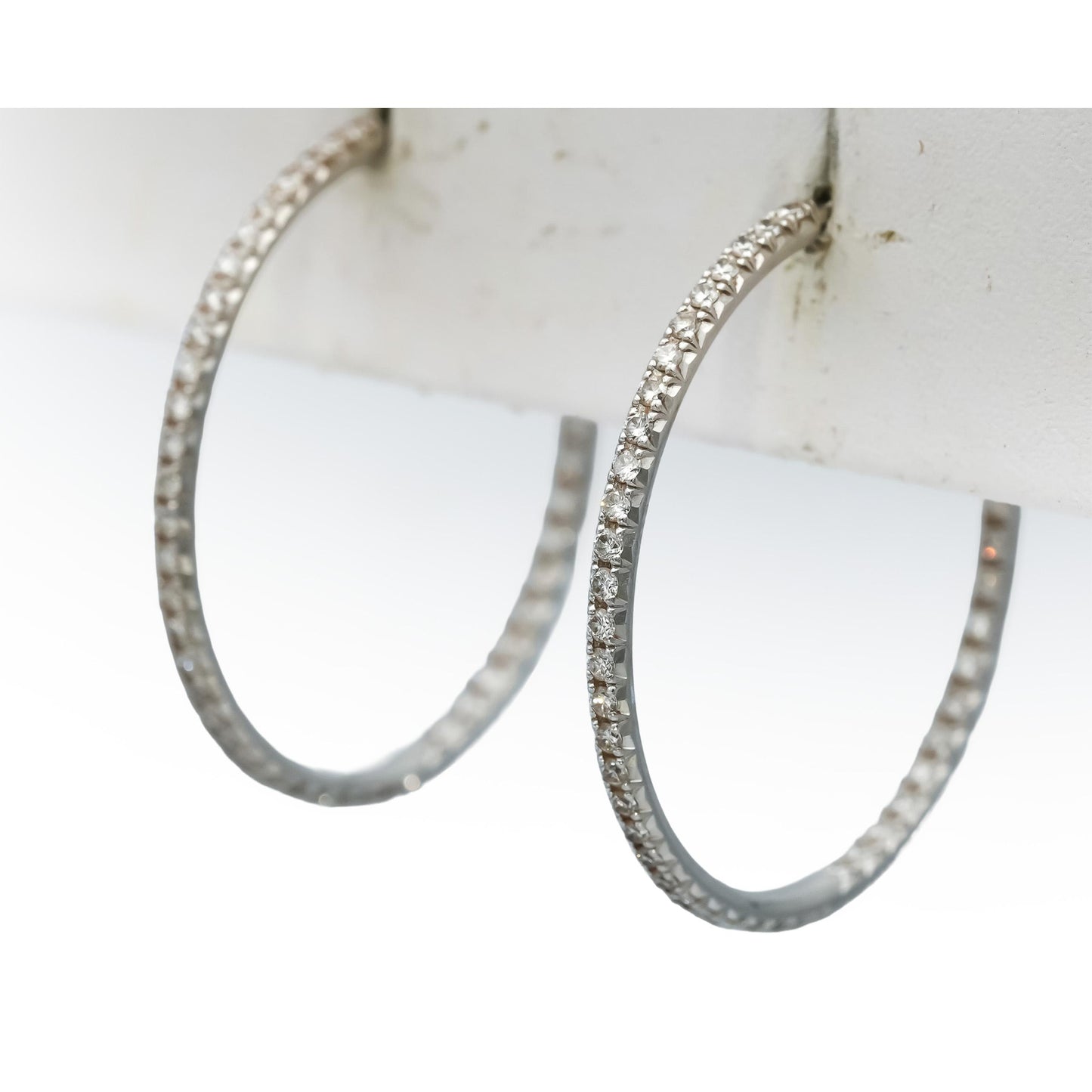 TIFFANY & CO. 18k White Gold Round Diamond Metro Hoop Earrings .50CT 7400 Retail