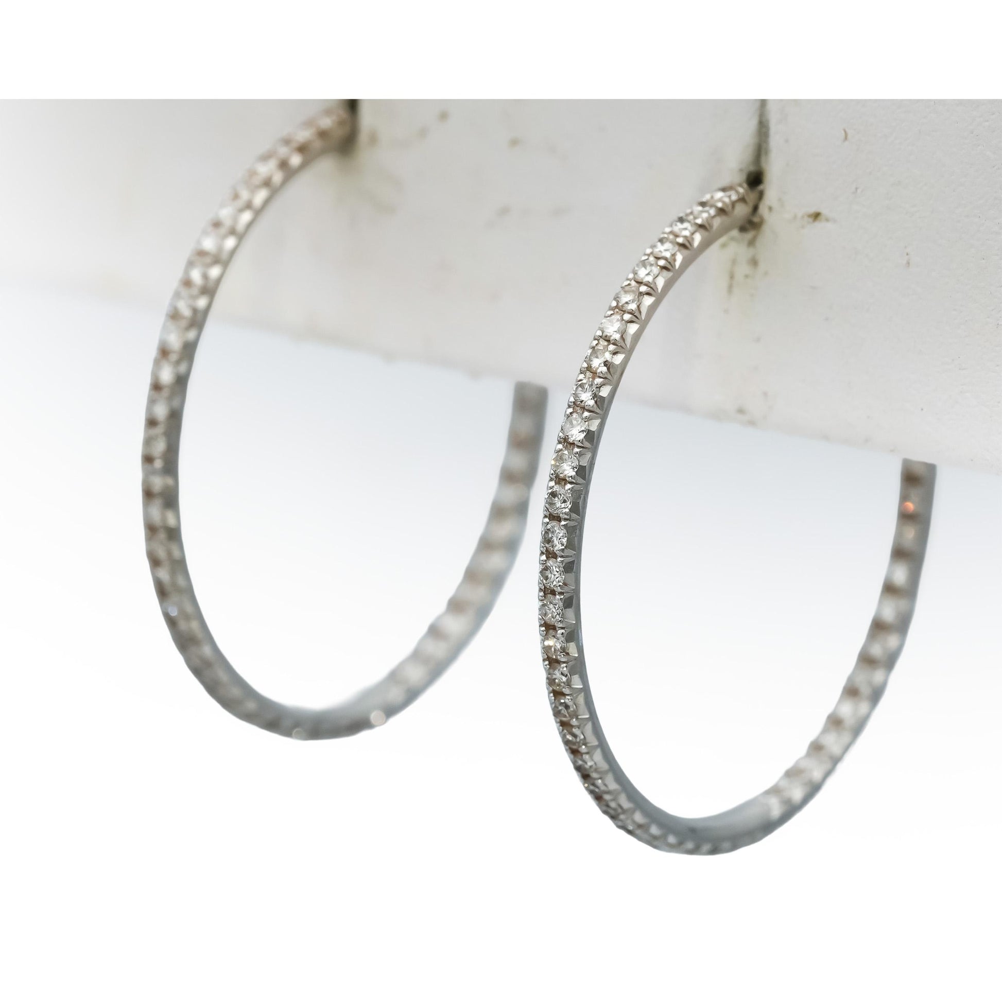 TIFFANY & CO. 18k White Gold Round Diamond Metro Hoop Earrings .50CT 7400 Retail