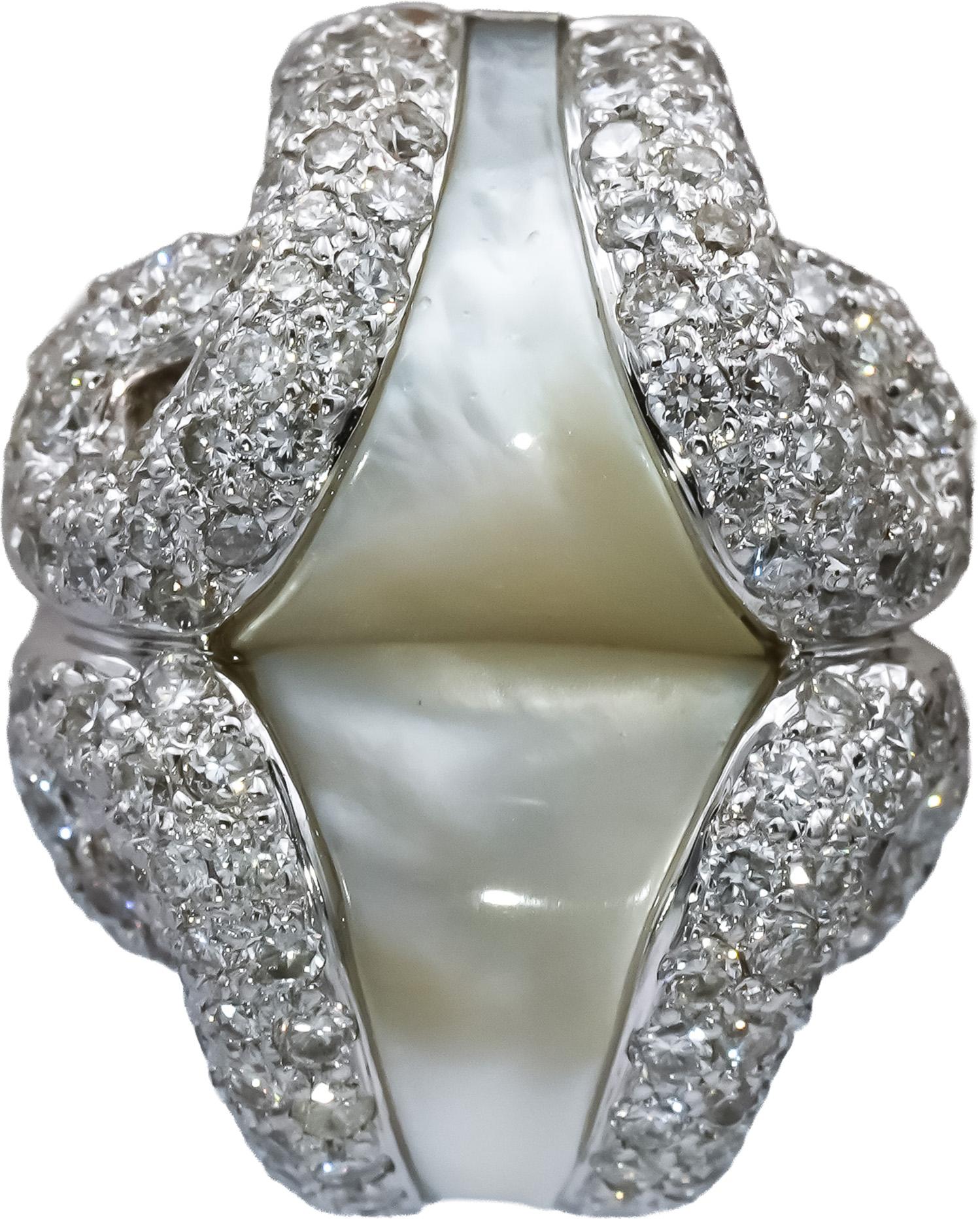 18k White Gold VS Diamond and Mother of Pearl Earrings 2.0CT