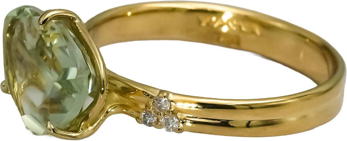 18k Yellow Gold Aquamarine Ring 2.0CT Size 7 w/ Diamond Accents
