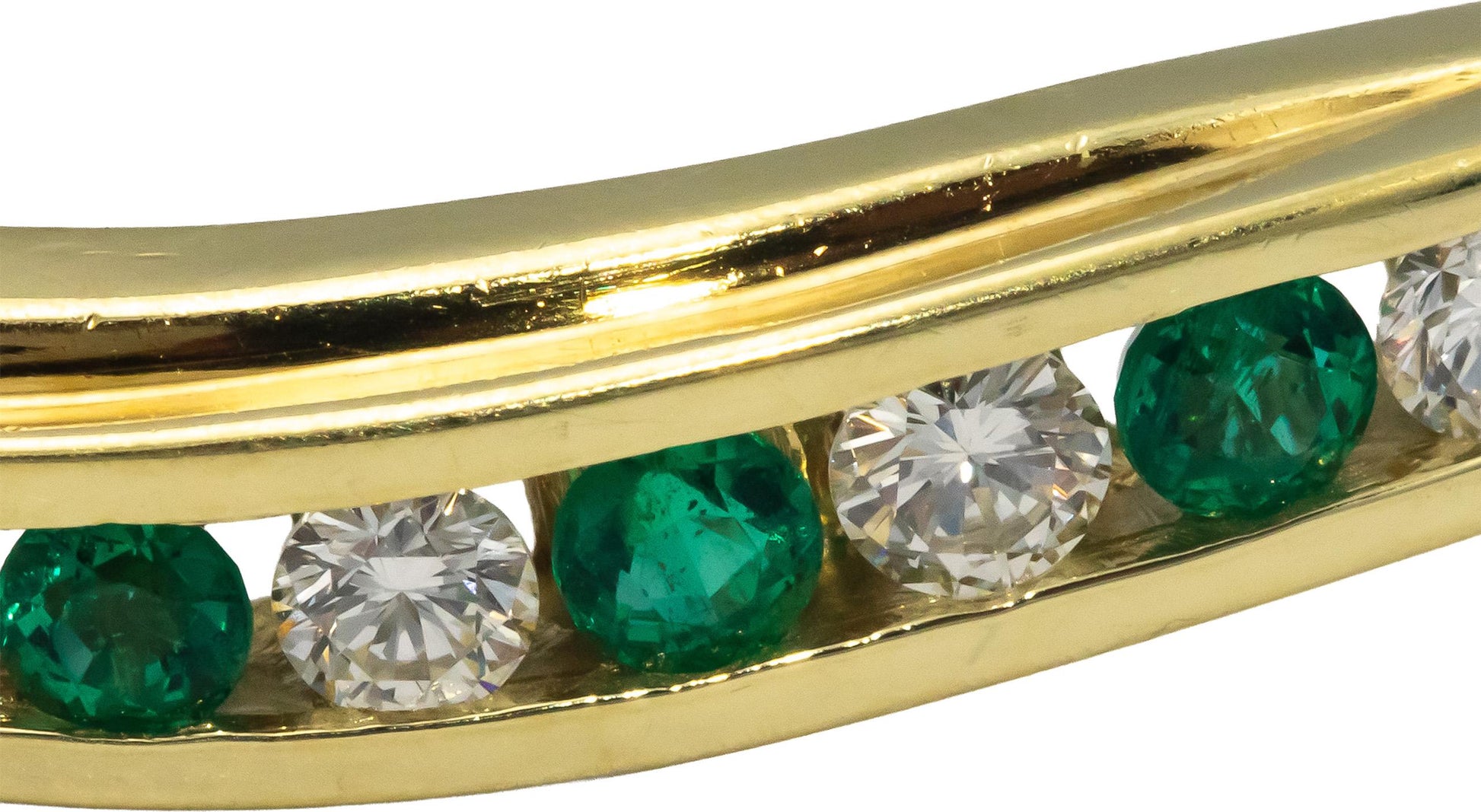 18k Yellow Gold VS Diamond and Emerald Channel Set Wavy Bangle Bracelet 1.50CT