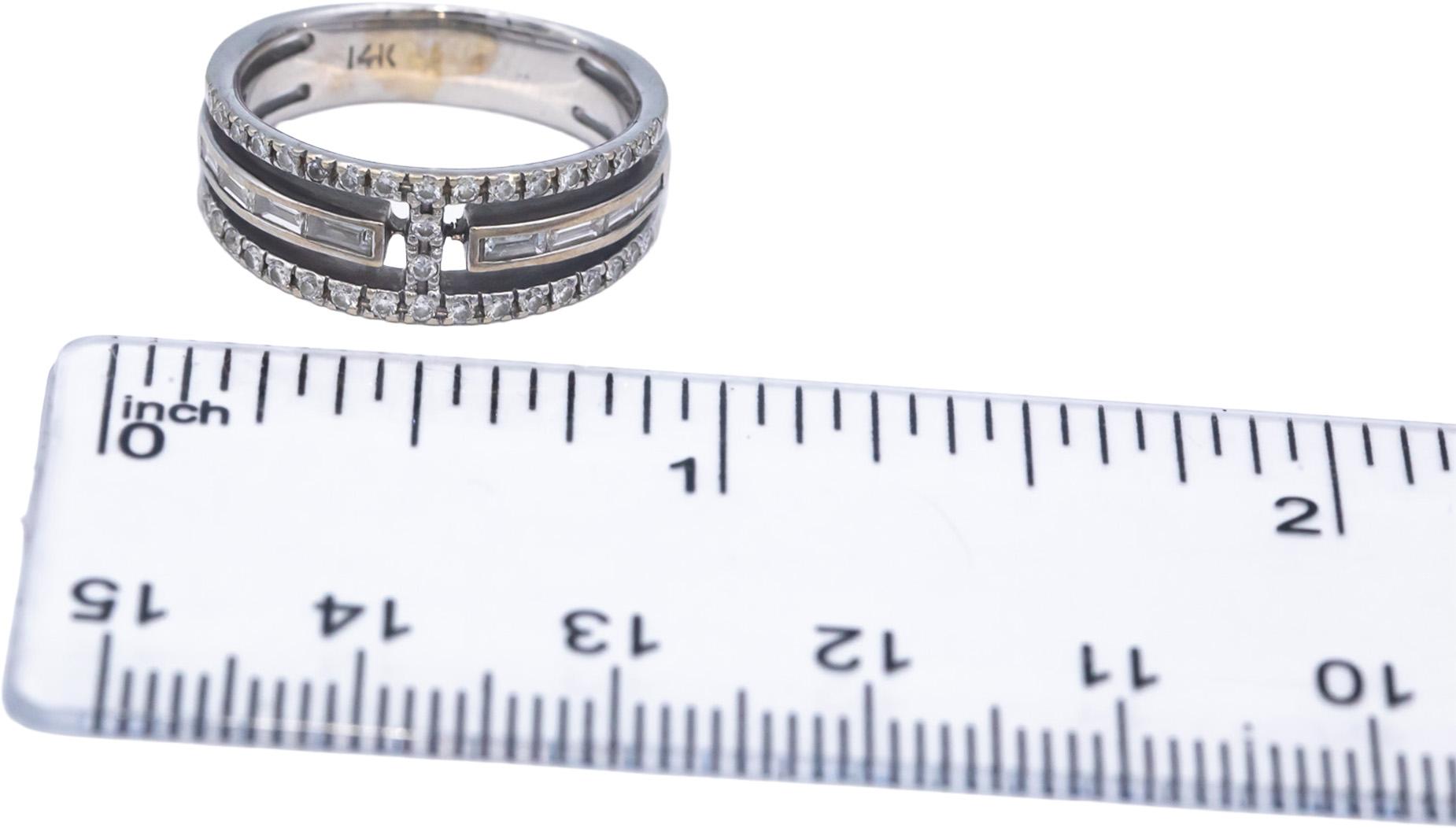 14k White Gold 0.45CT VS Round & Baguette Cut Diamond Band Ring Size 6.5