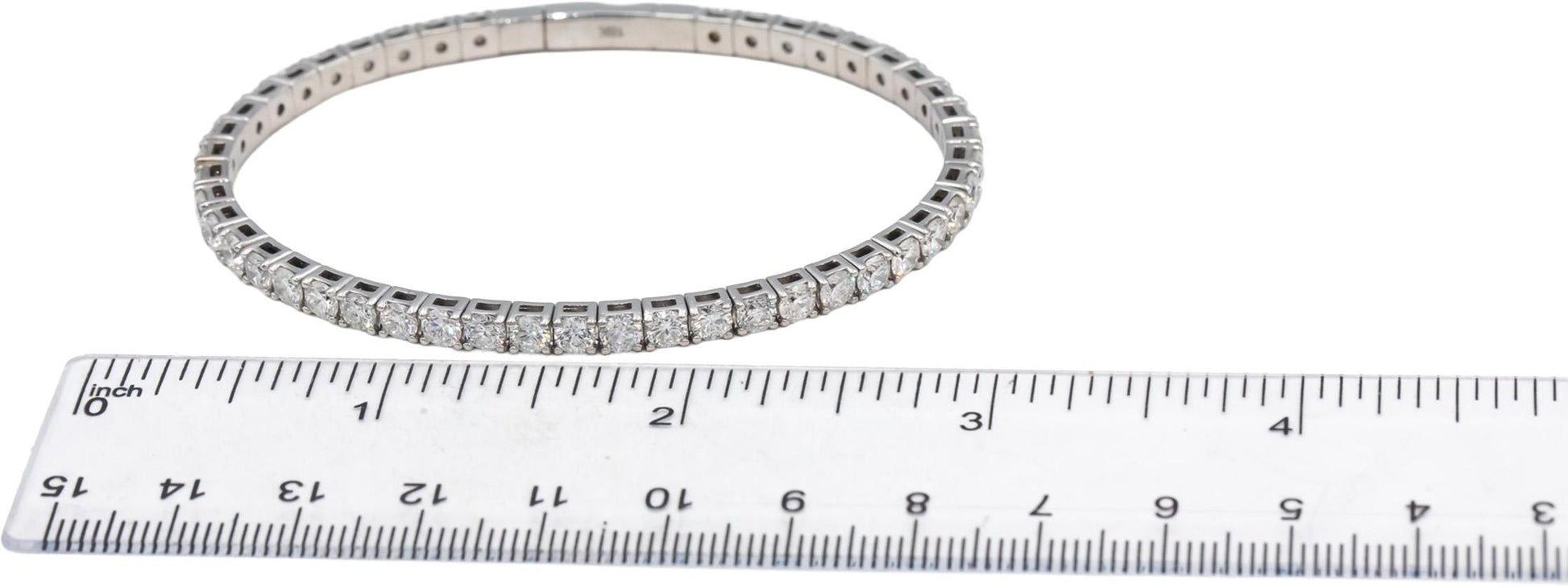 Round Diamond 18k White Gold Flexible Bangle Bracelet 7.90CT