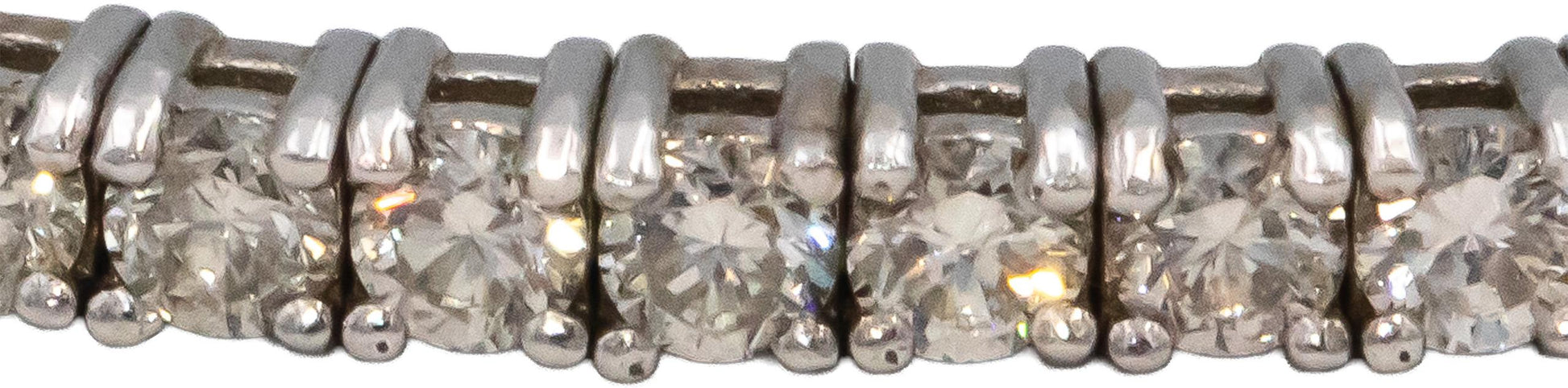 14k White Gold VS Round Diamond Flexible Bangle Bracelet 2.74CT