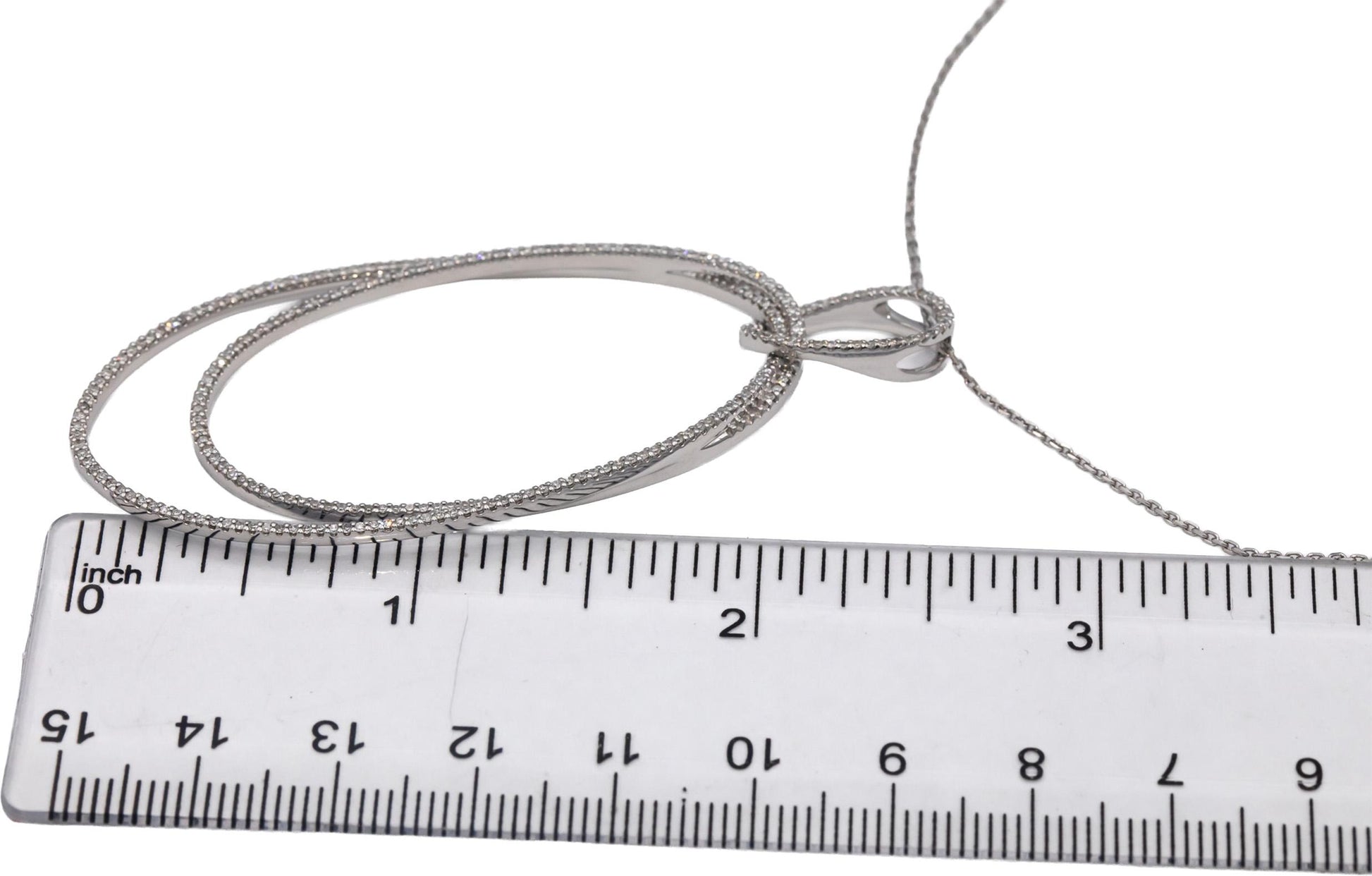 VERA WANG LOVE 10k White Gold Round diamond Oval Hoops Pendant Necklace 0.75CT