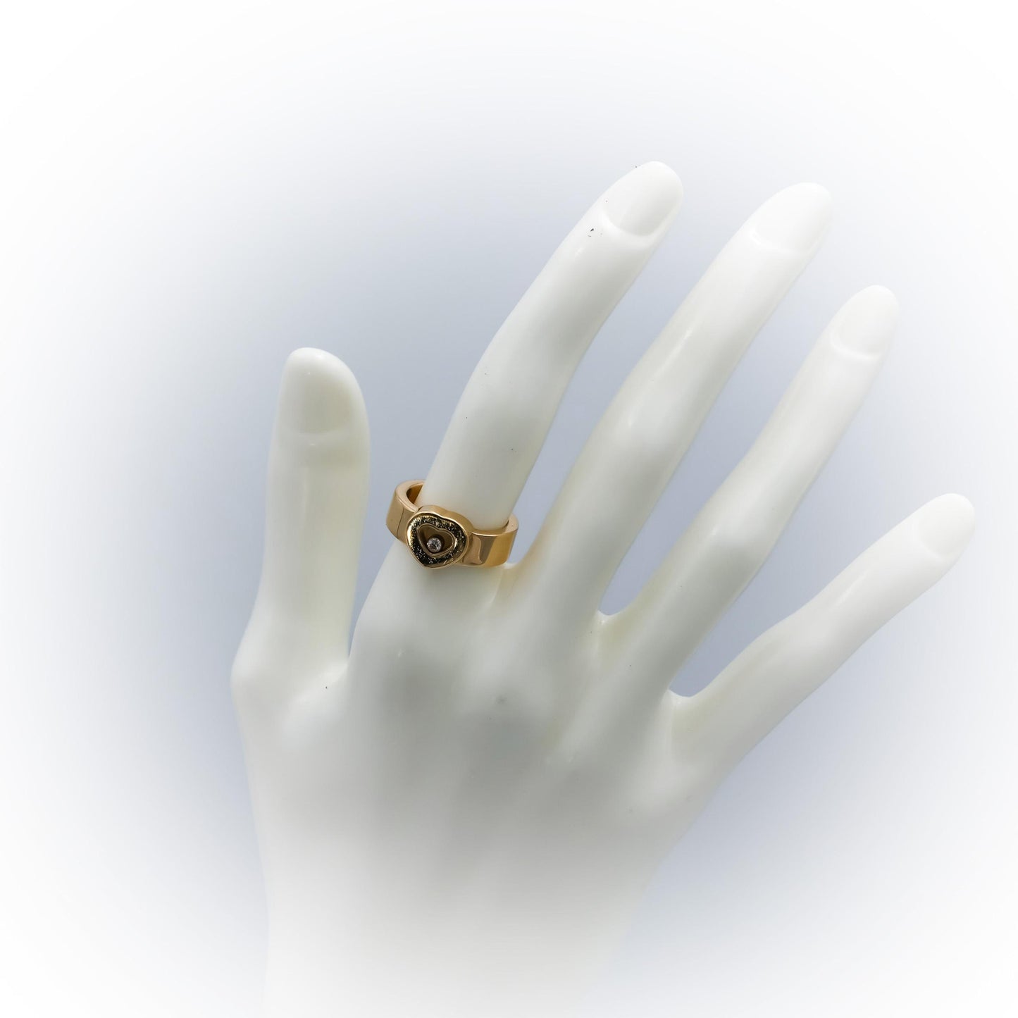 CHOPARD 18k Yellow Gold Happy Diamond Heart Ring Size 5.75 w/ Box Papers