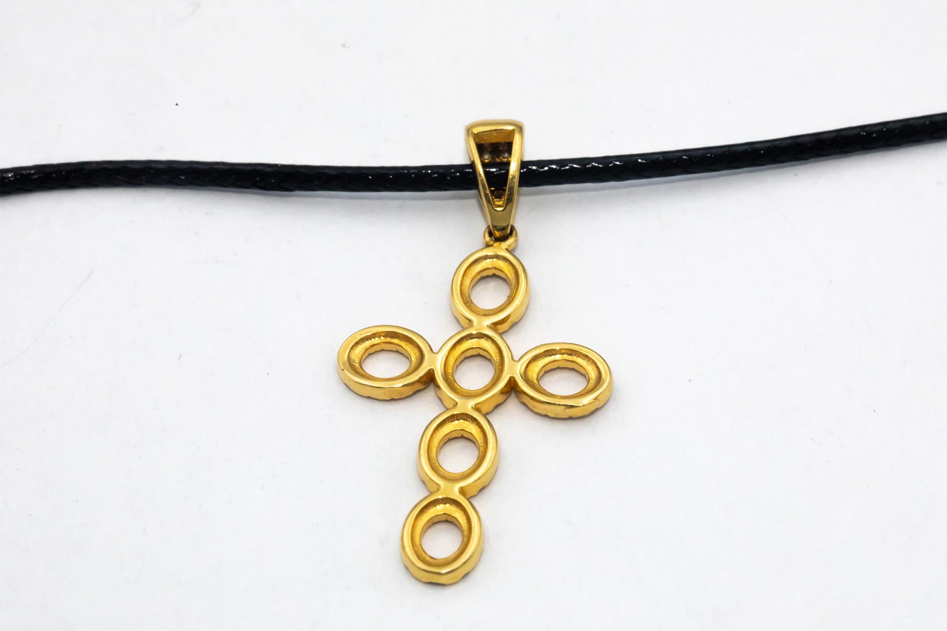 14k Yellow Gold 0.40CT Diamond Cross Crucifix Pendant Cord Necklace