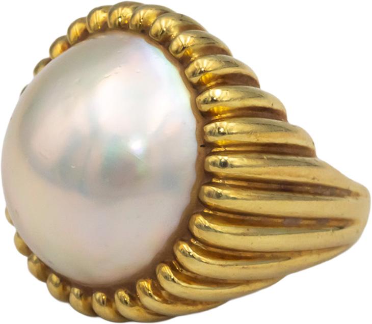 TIFFANY & CO. Vintage 18k Yellow Gold 19mm Mabe Pearl Ring Size 6.5