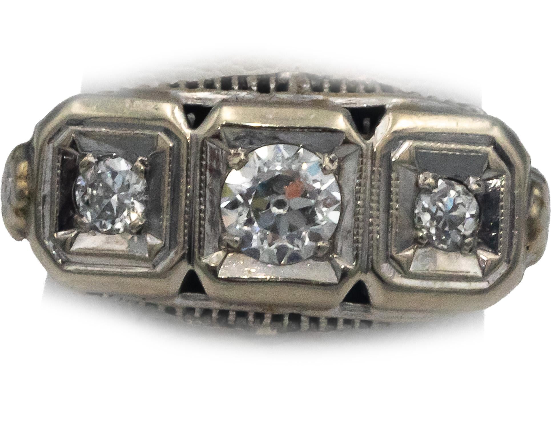 Vintage Antique 10k White Gold 0.35CT Diamond Filigree Ring w/ 0.25 Center