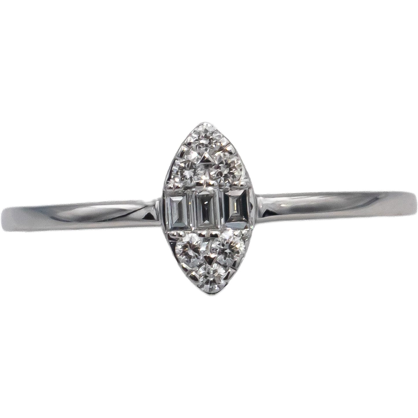 18k White Gold VS Round and Baguette Cut Diamond Ring 0.10CT Size 7
