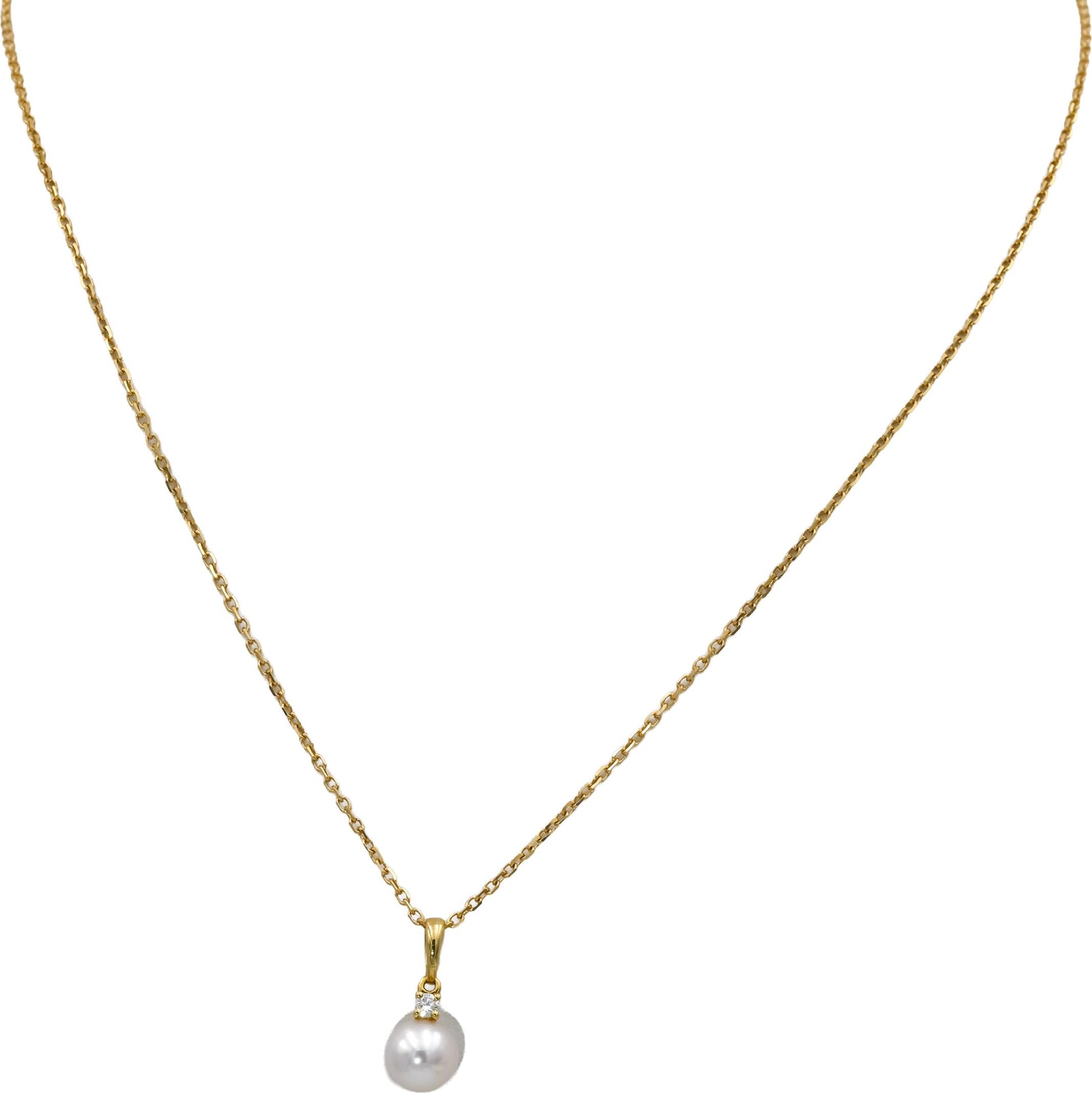 MIKIMOTO 18k Yellow Gold Diamond and Pearl Pendant Necklace 0.05CT
