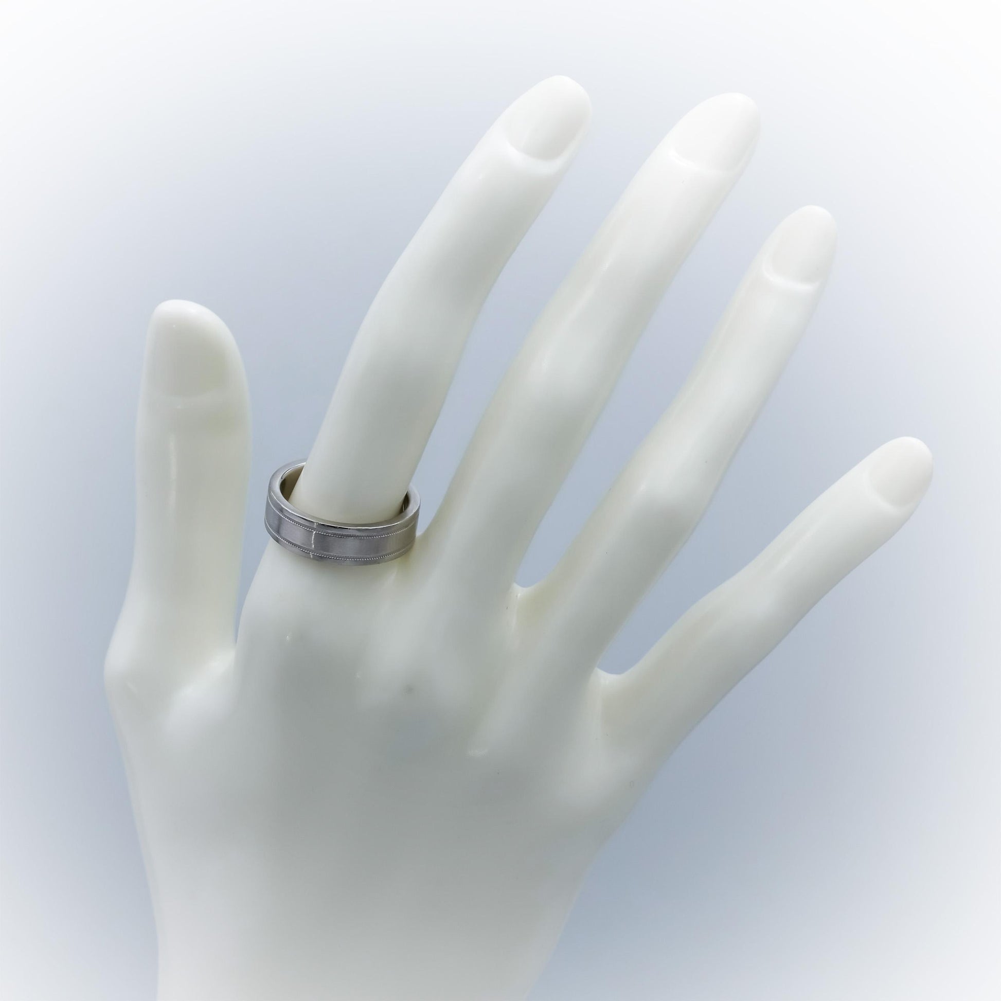 TIFFANY & CO. Platinum Together Milgrain 6.mm Wide Wedding Band Ring Size 7.5