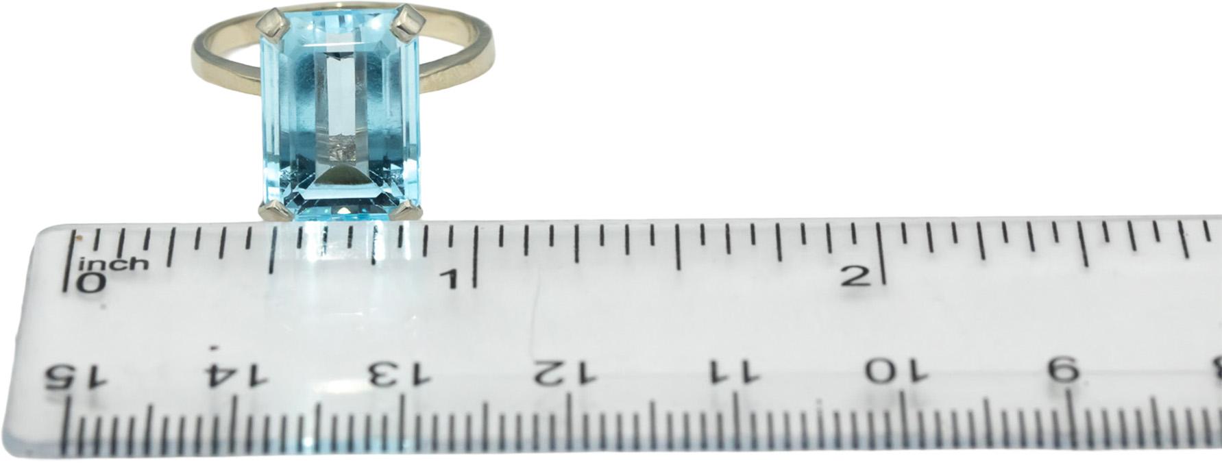 14k White Gold Emerald Cut Blue Topaz Solitaire Ring 8.0CT Size 8