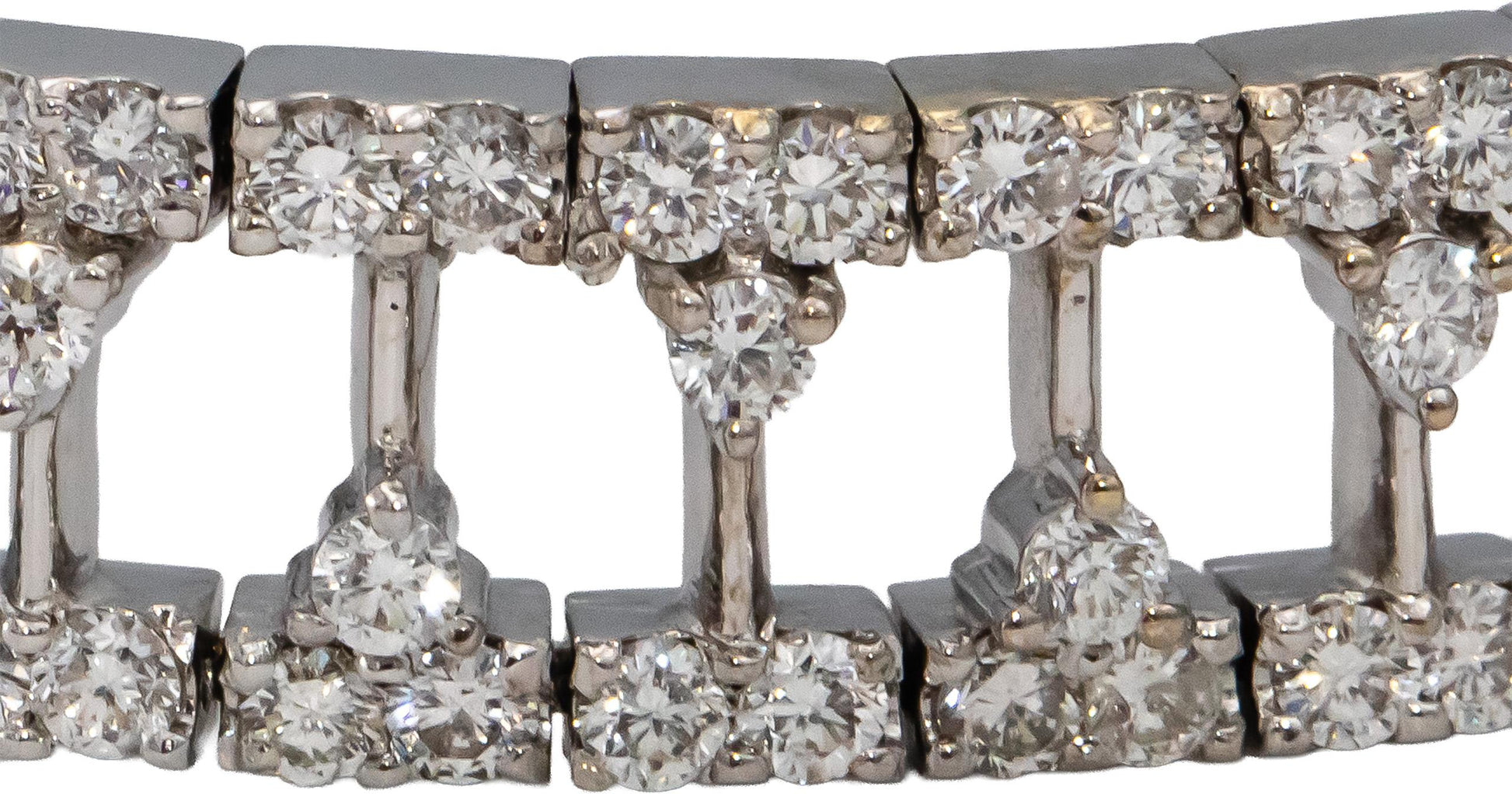 18k White Gold VS Round Diamond Fancy Link Bracelet 5.60CT