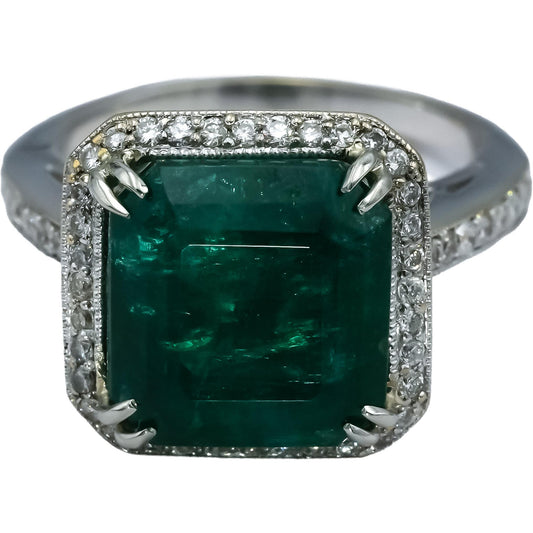 18k White Gold Emerald and Diamond Cocktail Ring 7.88CTW Size 6.25