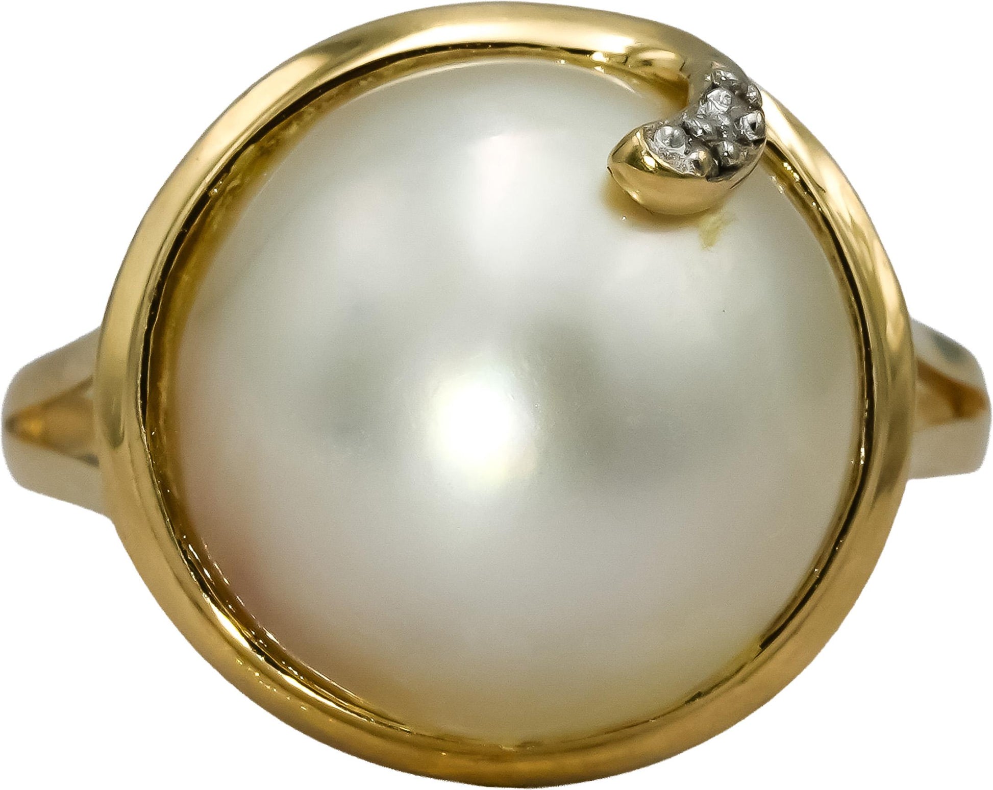 14k Yellow Gold 13.0mm Diameter Mabe Pearl Ring Size 7.5 w/ Diamond Accents