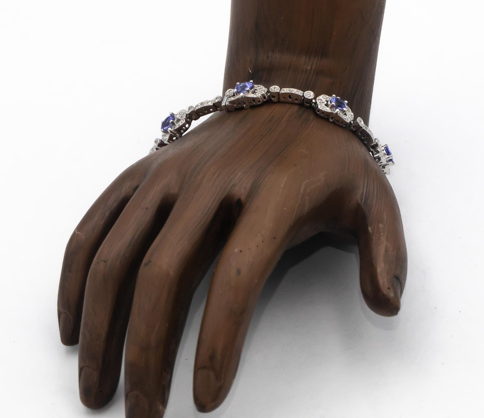 18k White Gold Diamond and Tanzanite Fancy Link Bracelet 3.49CT