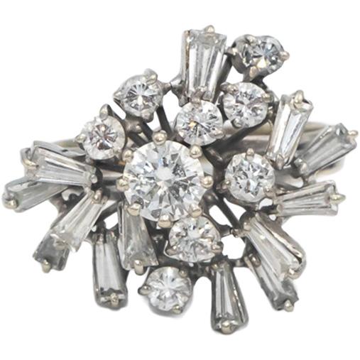 Vintage 18k White Gold VS Round & Baguette Diamond Cocktail Ring 1.50CT Size 6