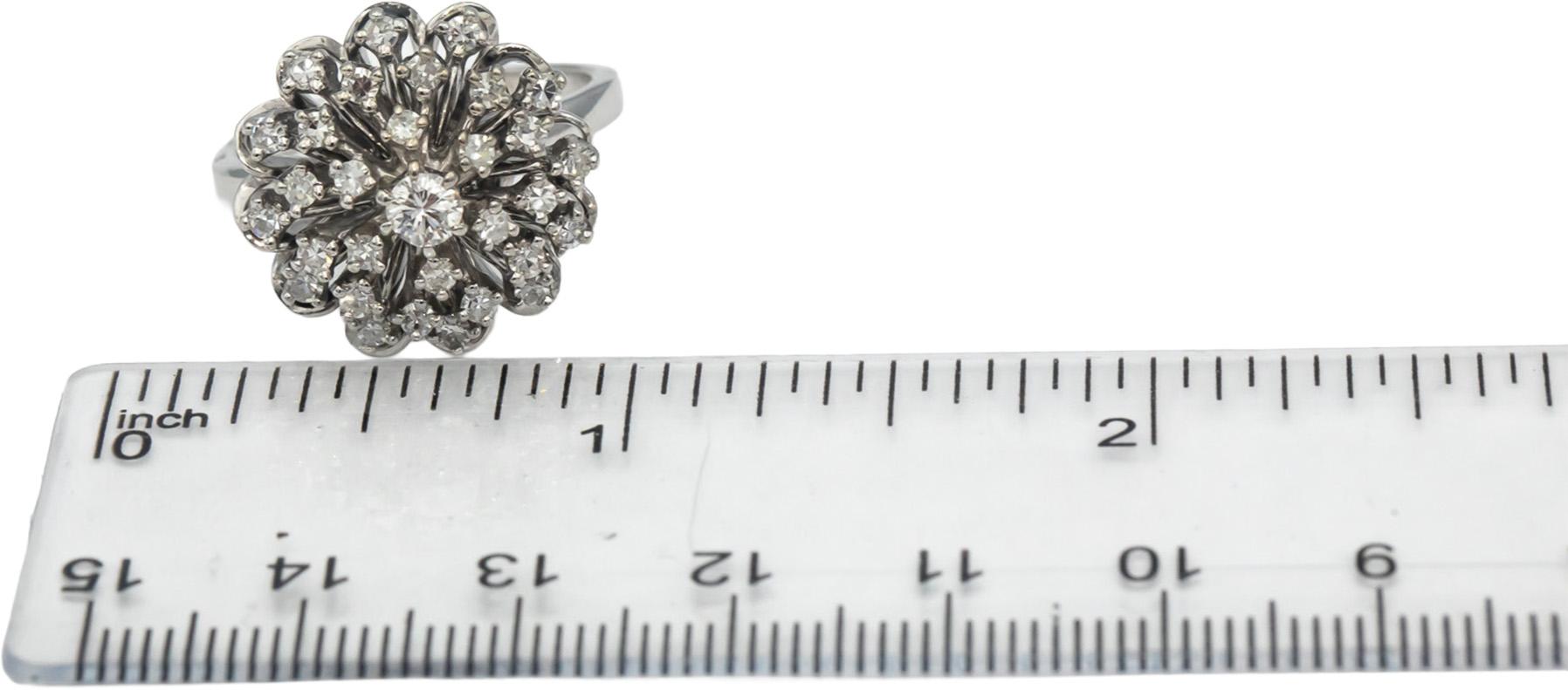 Vintage 18k White Gold VS Diamond Cluster Cocktail Ring 0.75CT Size 8.5
