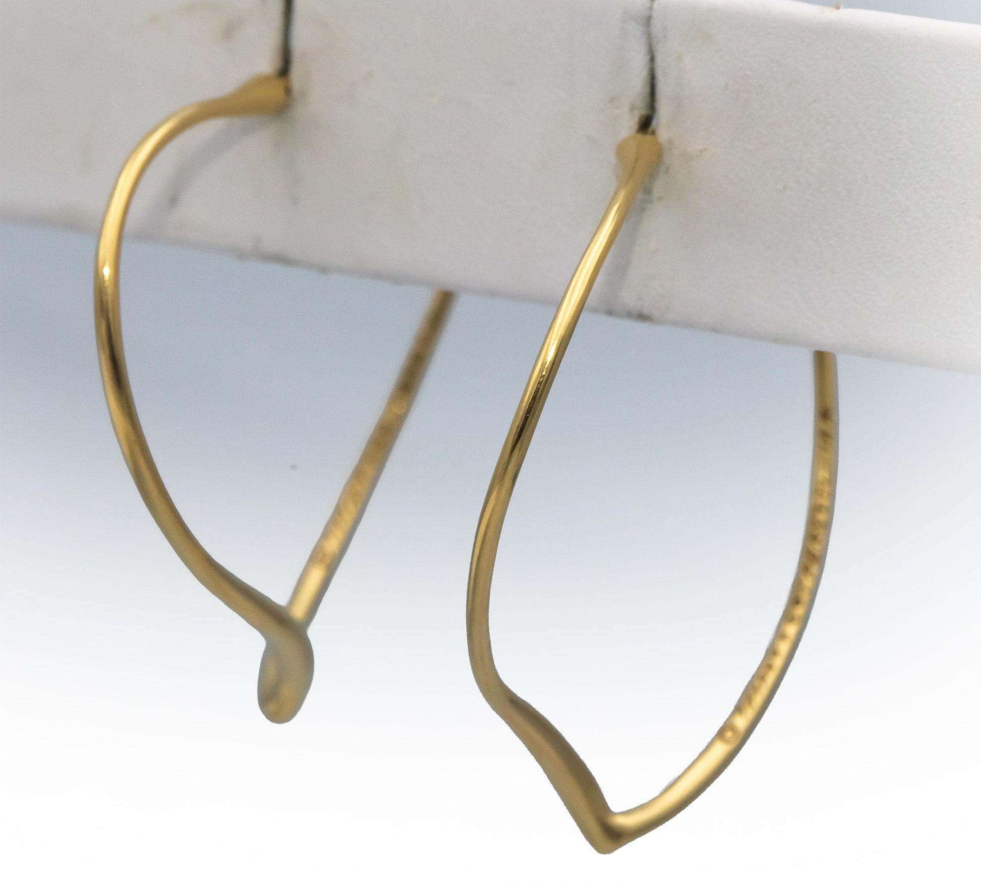 TIFFANY & CO. 18k Gold Elsa Peretti Open Heart Hoop Earrings $6500 Retail