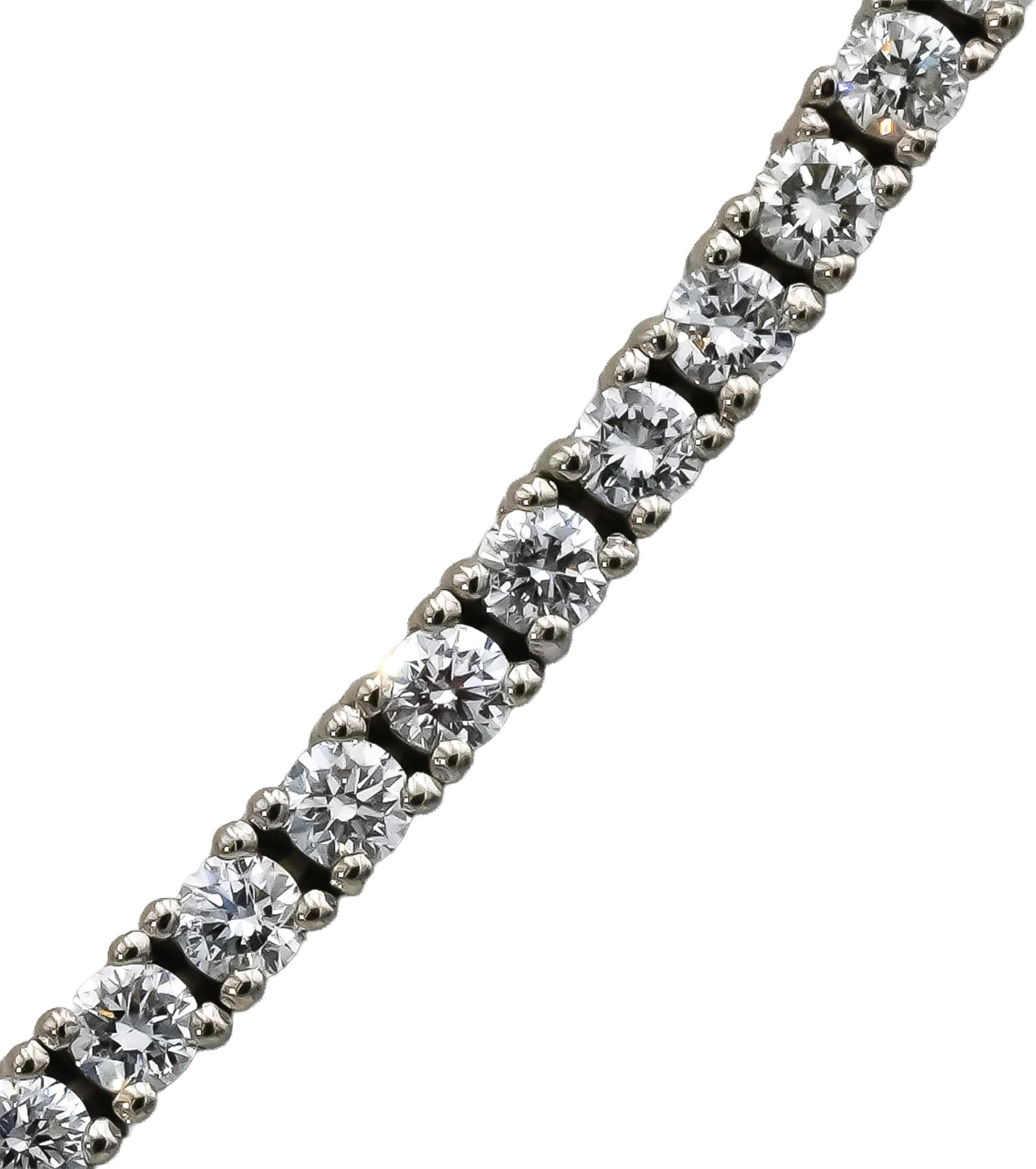 14k White Gold VS Round Diamond Tennis Necklace 5.32CT 217 Pieces