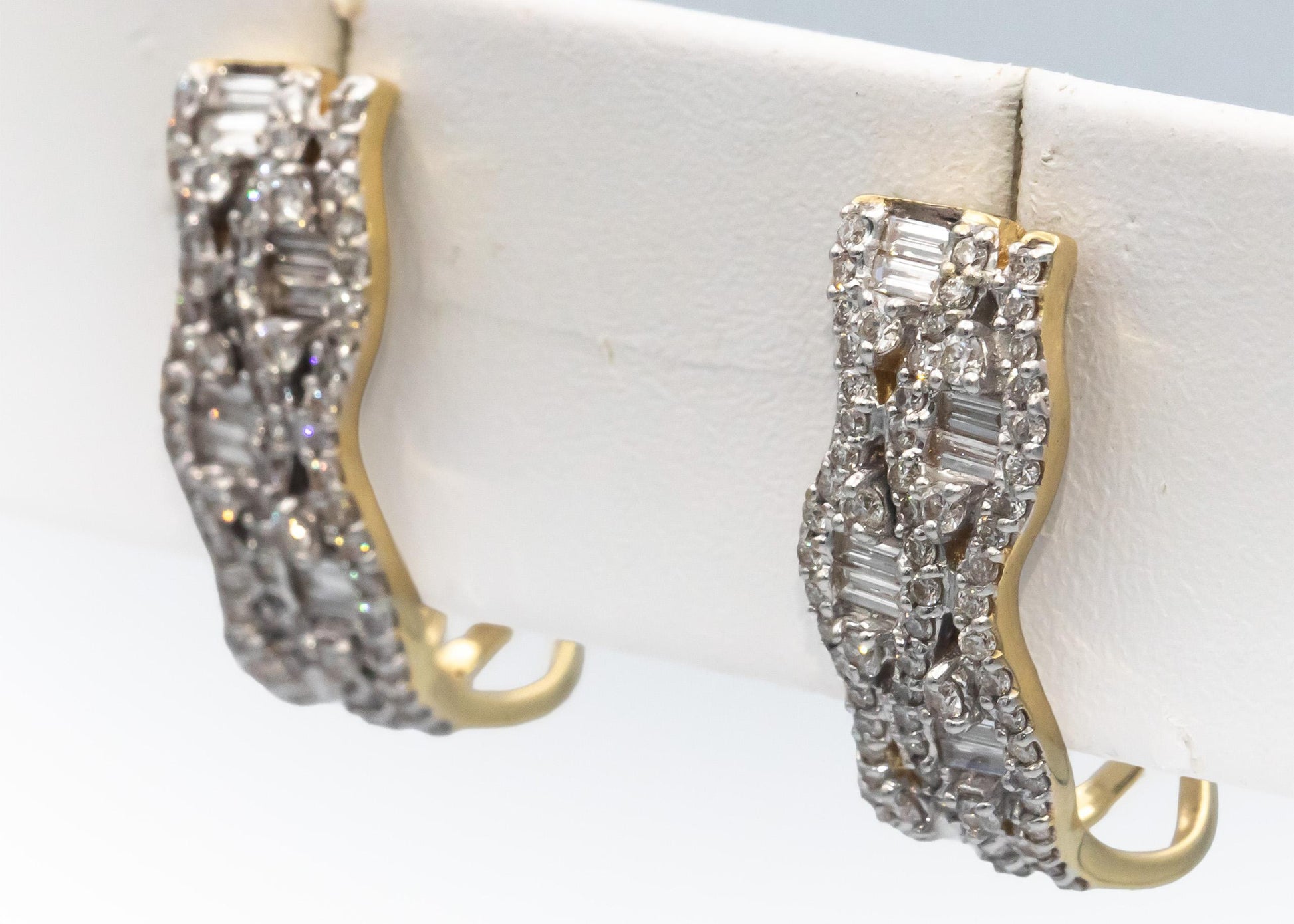 14k Yellow Gold 1.25CT VS Round and Baguette Curved Stud Earrings