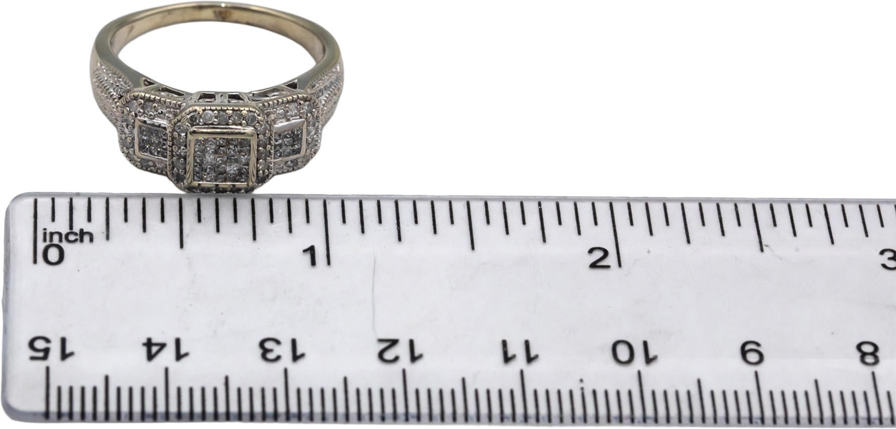 10k White Gold Round Diamond Cluster Cocktail Ring 0.50CT Size 9.25