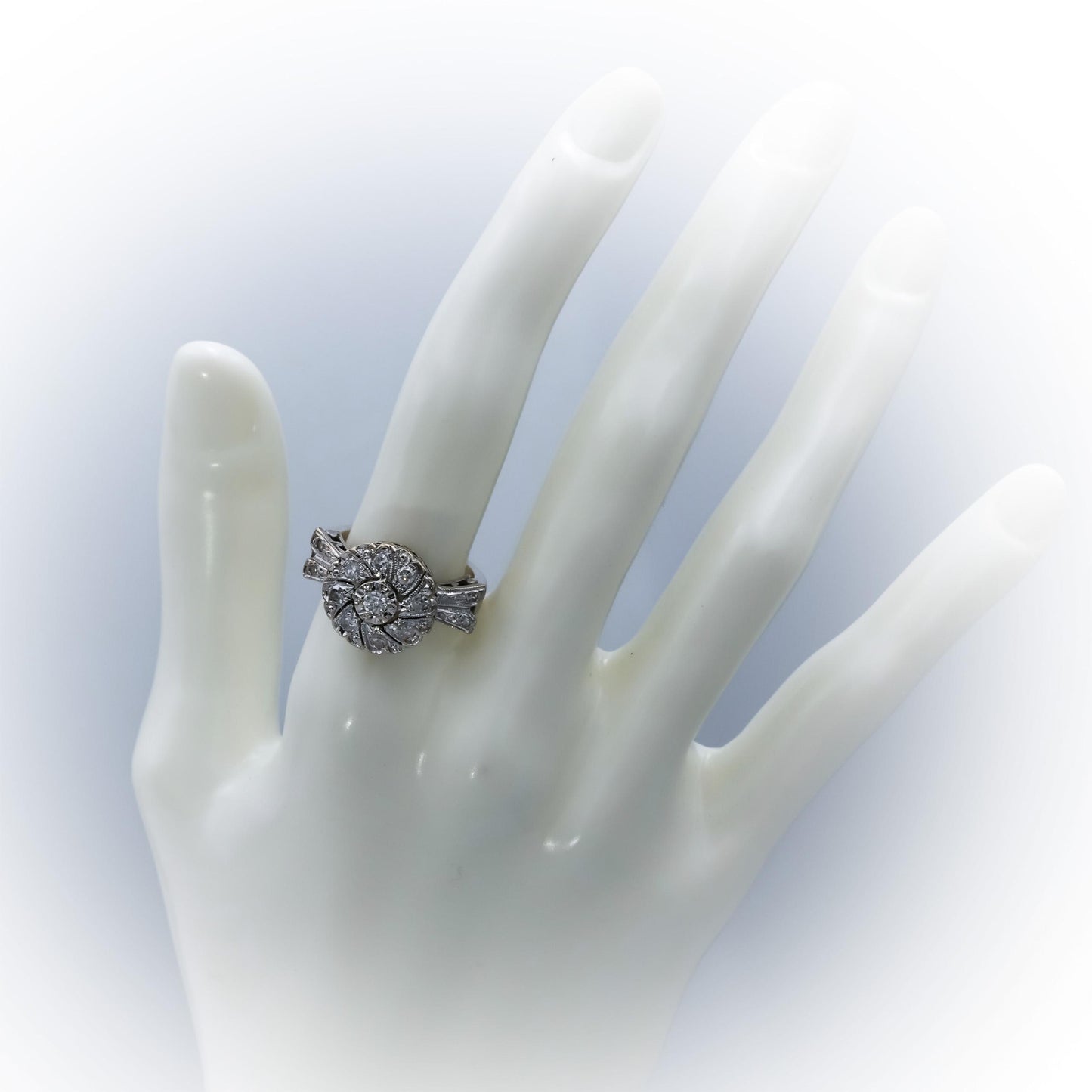 Antique Vintage Retro 18k White Gold Diamond Ring 0.75CT Size 7.25