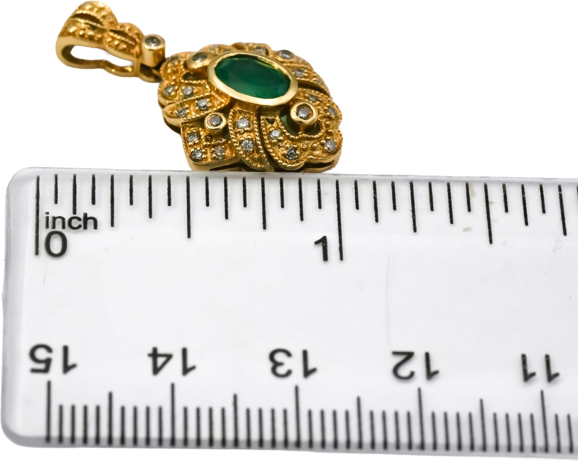 14k Yellow Gold Round Diamond and Oval Emerald Pendant 0.90CT
