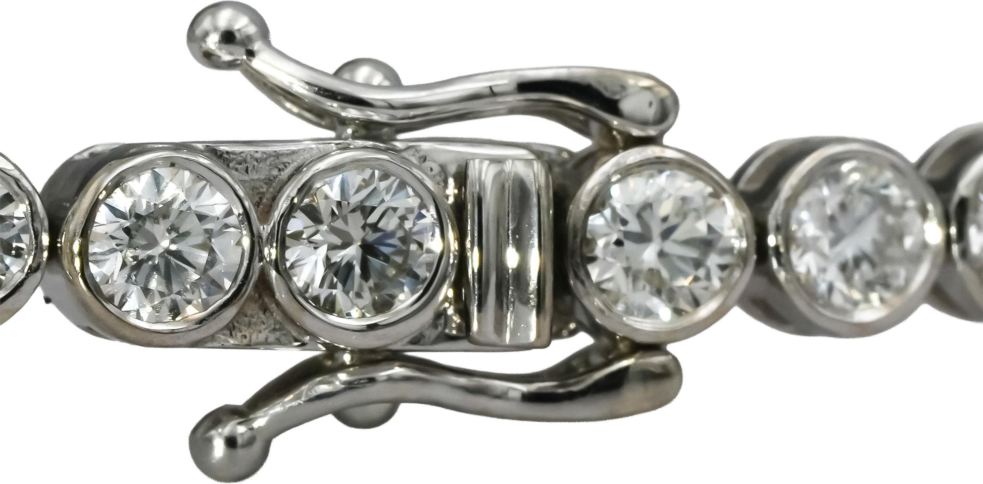 14k White Gold VS Round Bezel Set Diamond Tennis Bracelet 6.08CT