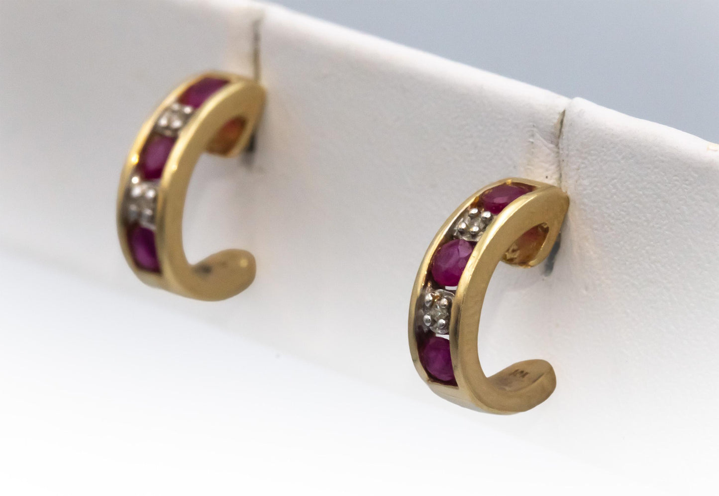 Diamond & Ruby 10k Yellow Gold Curved Stud Earrings 0.34CT