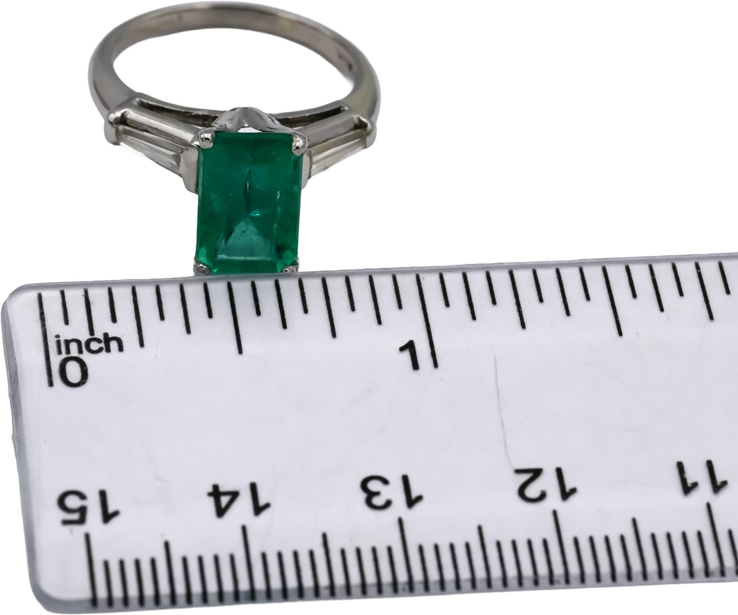Platinum VS Diamond and Emerald Cocktail Ring 2.93CTW Size 6.25